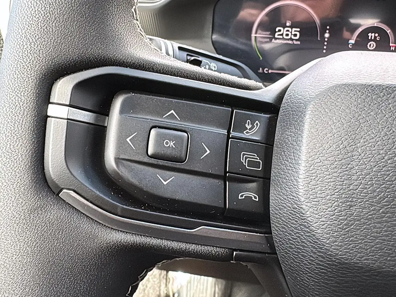 Jeep Cherokee снимка Jeep Cherokee