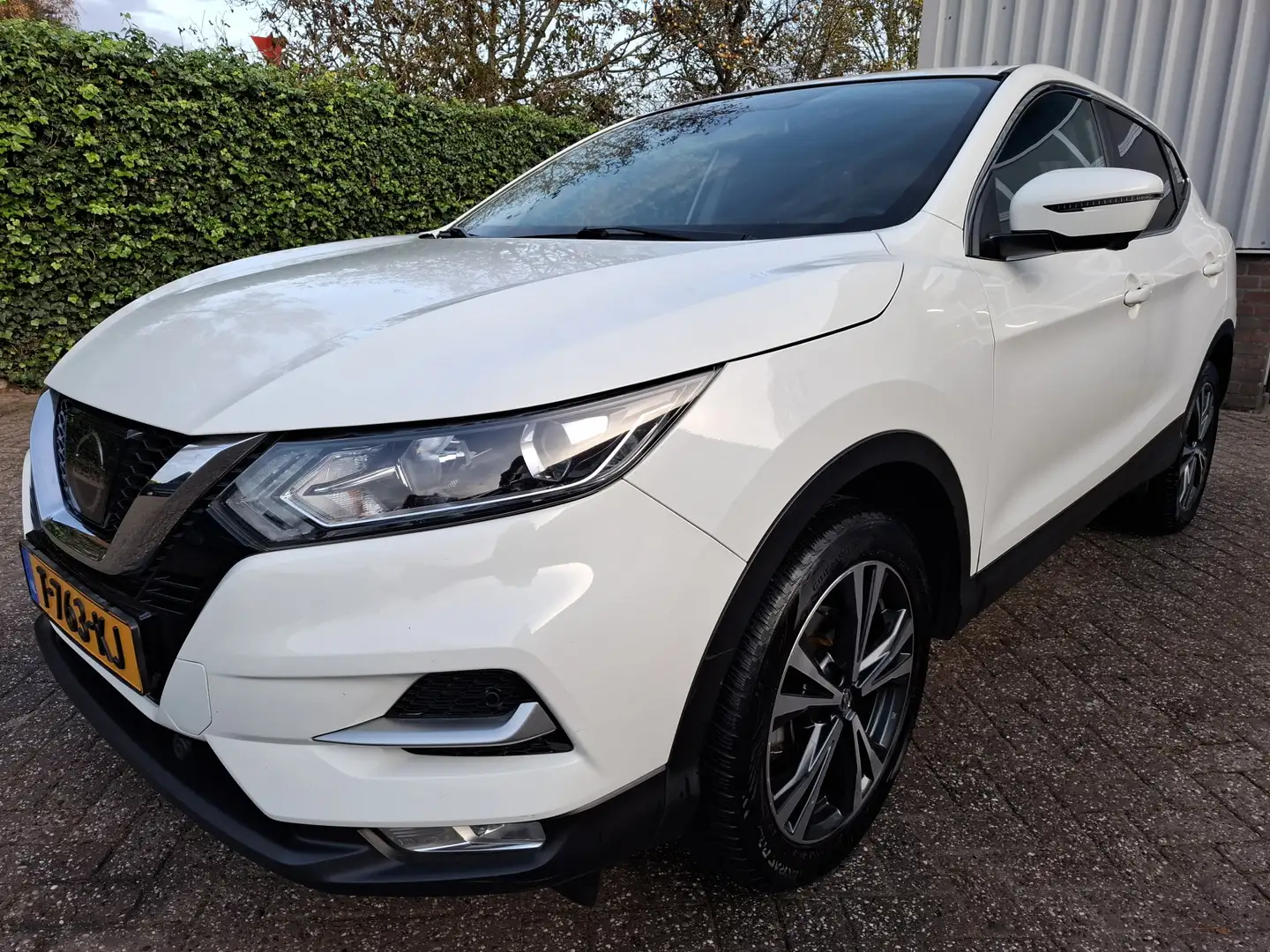 Nissan Qashqai 1.2 Visia 360CAMERA/LED/NAVI/PDC/TREKHAAK 116PK Blanc - 1