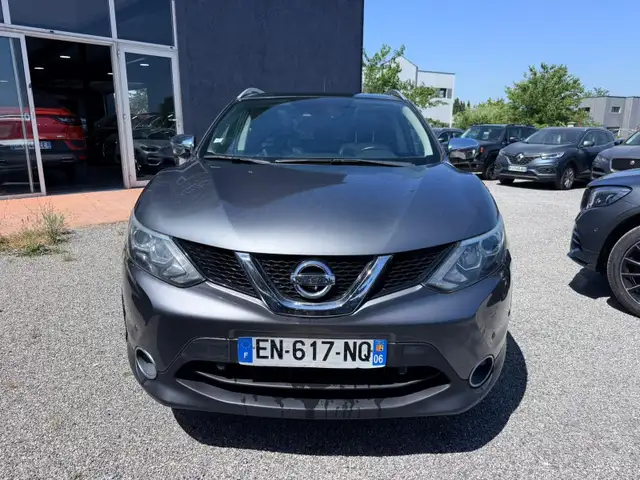 Nissan Qashqai view 2
