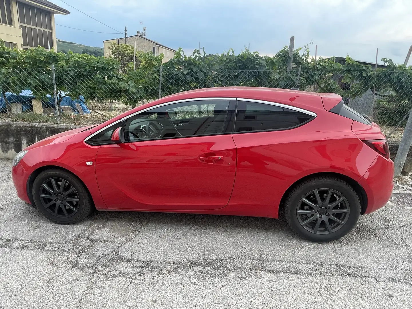 Opel Astra GTC 1.7 cdti ecotec Cosmo s&s 110cv - 1