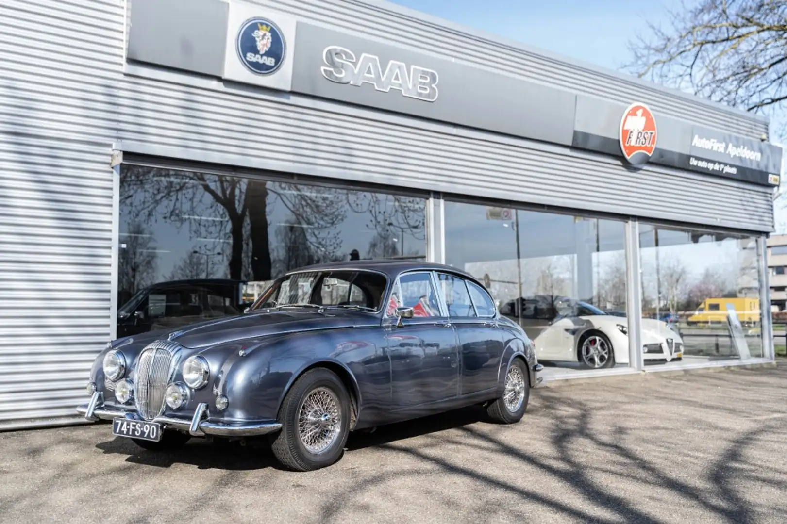 Jaguar MK II 250 V8 Daimler Gerestaureerd Azul - 2