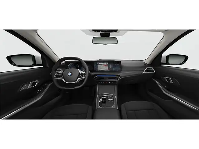 BMW 3 Series view 4