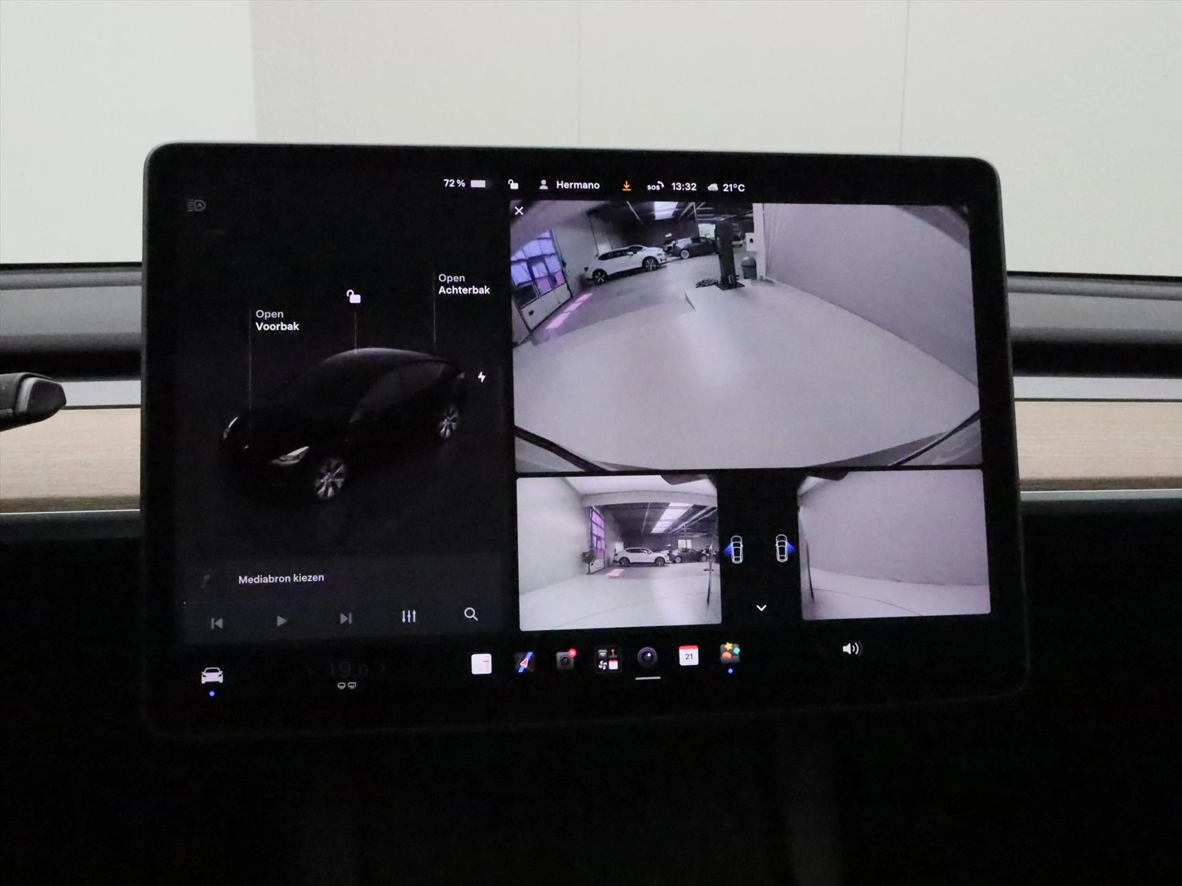 Tesla Model Y Long Range AWD 75kWh 351pk 94.4% SoH [ TREKHAAK+AM — photo 30