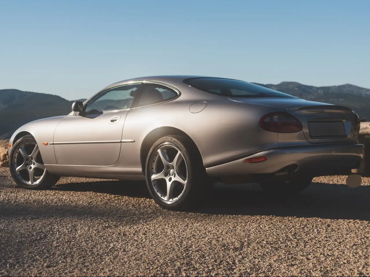 Jaguar XKR x100 4.0, foto 2