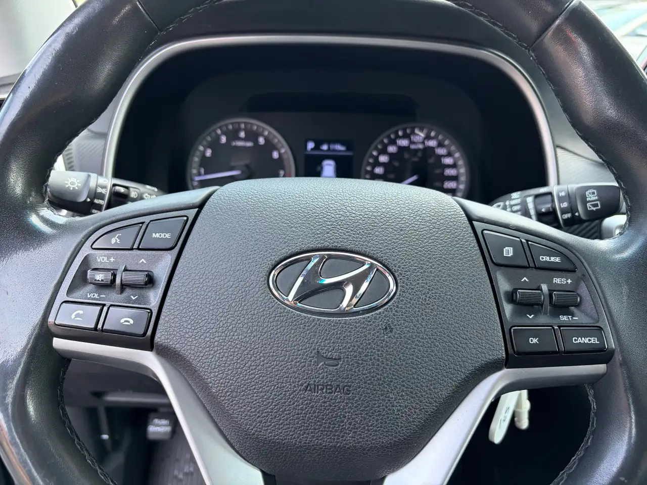 Hyundai TUCSON снимка Hyundai TUCSON