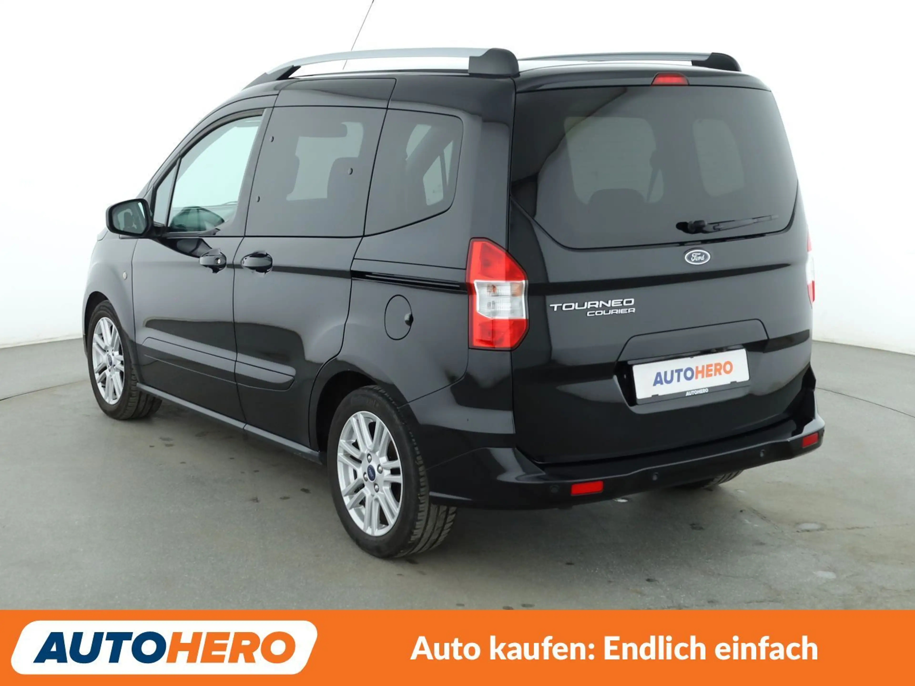 Ford Tourneo 1.0 EcoBoost Titanium *TEMPO*CAM*PDC*SHZ*KLIMA* — photo 4
