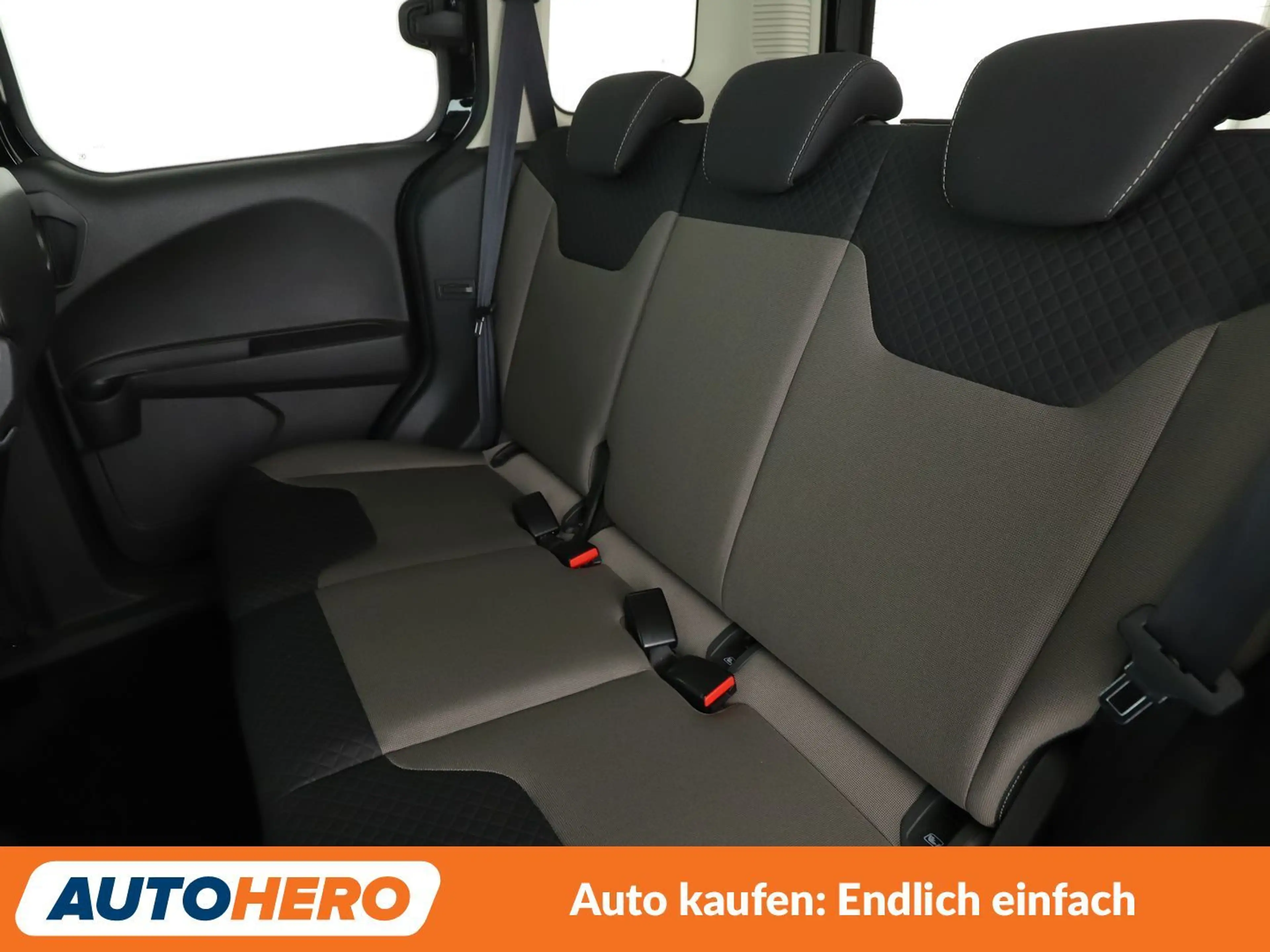 Ford Tourneo 1.0 EcoBoost Titanium *TEMPO*CAM*PDC*SHZ*KLIMA* — photo 14