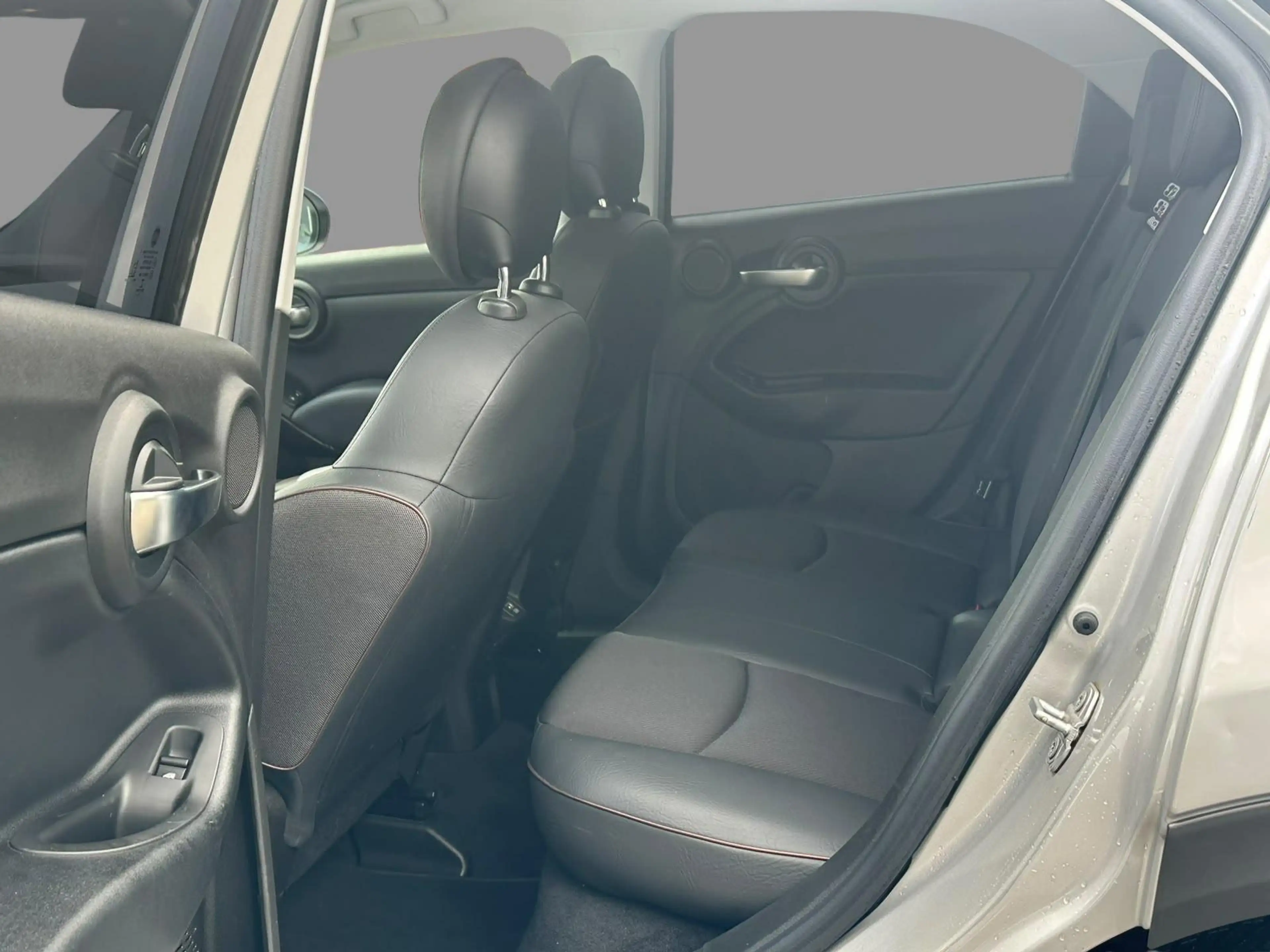 Fiat 500X 1.0 Firefly Turbo 120 Urban — photo 9