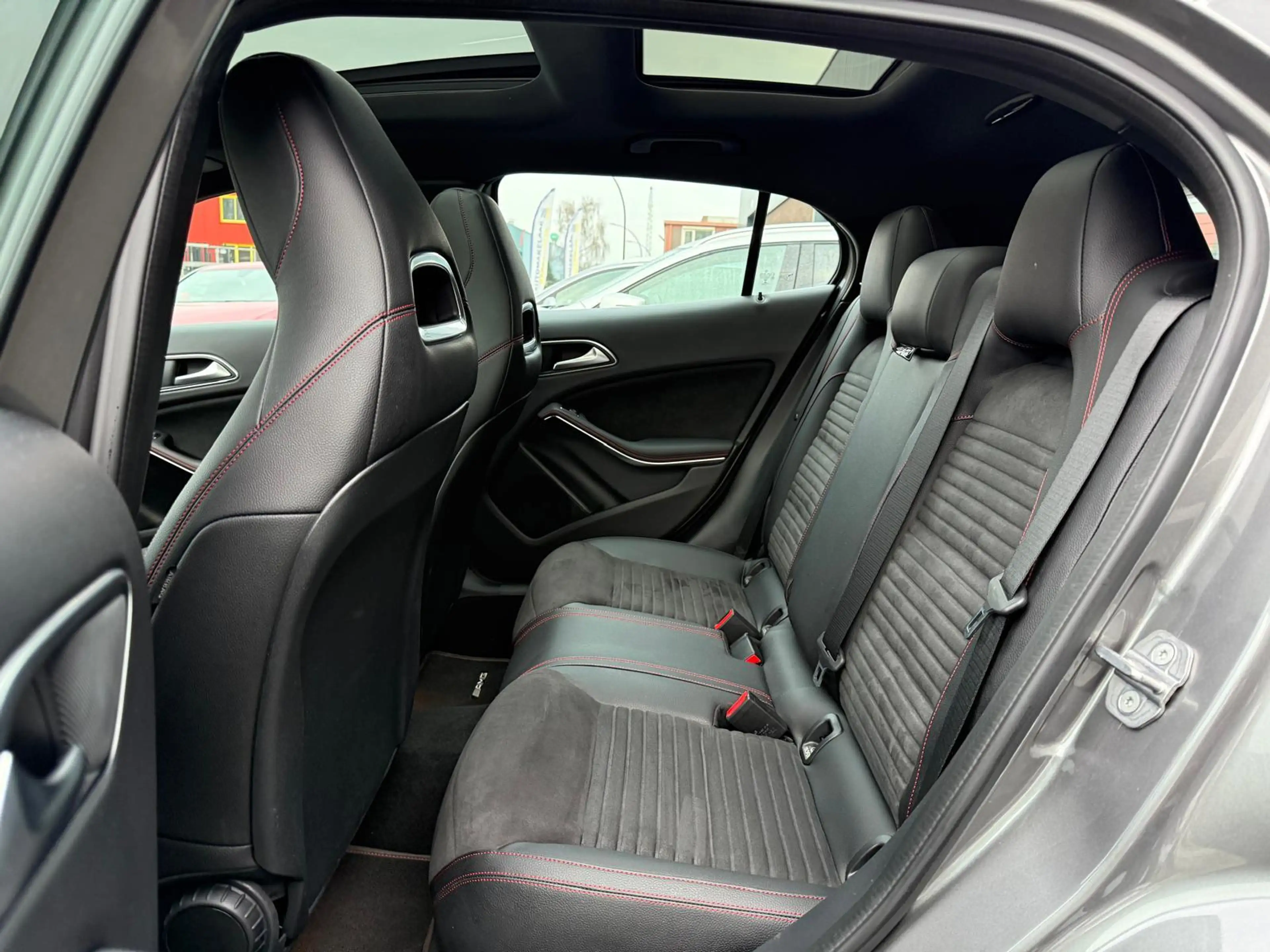 Mercedes-Benz GLA 250 Premium Plus | 1E EIGENAAR | 3/6/12MND GARANTIE | — photo 34