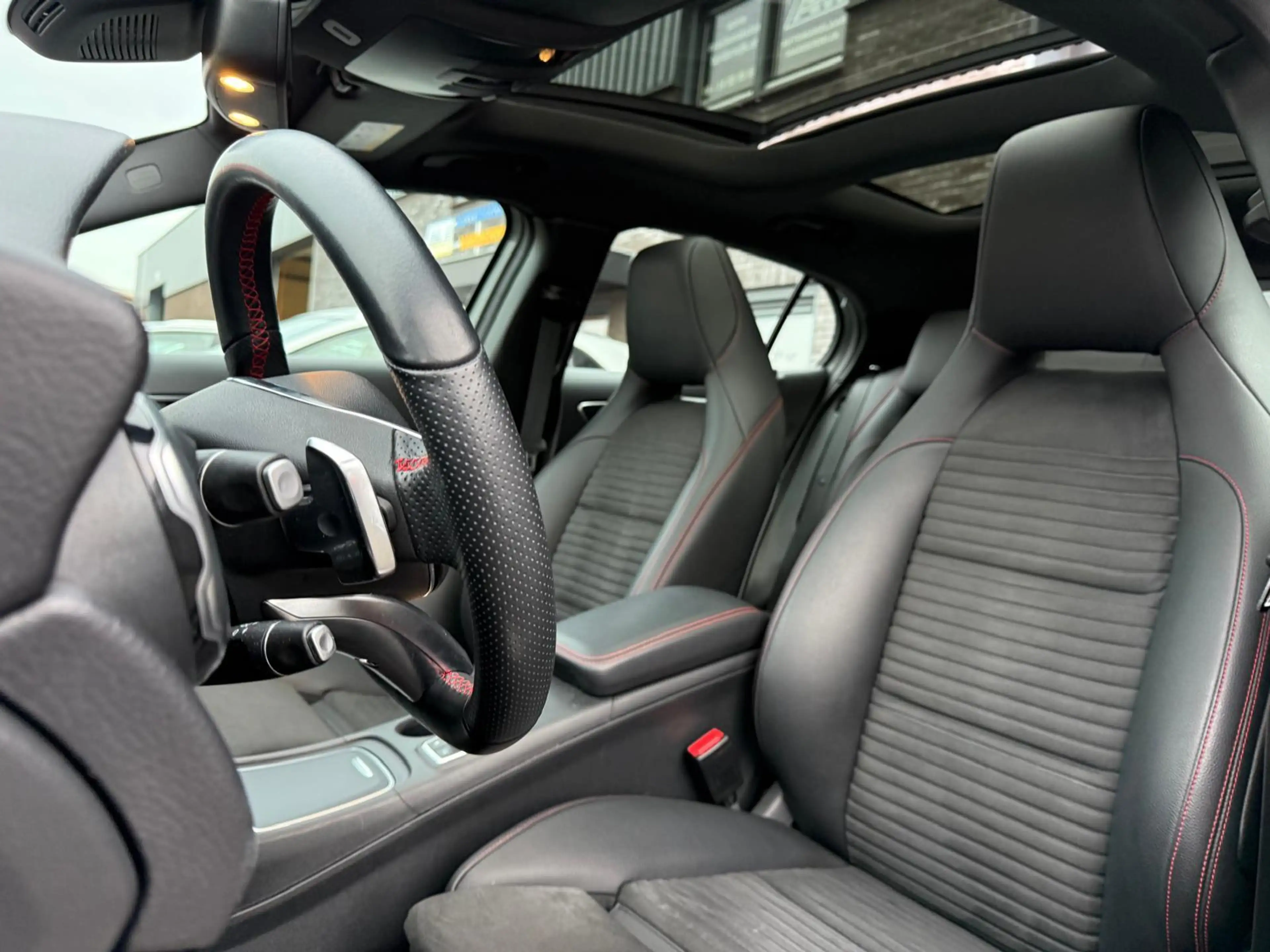 Mercedes-Benz GLA 250 Premium Plus | 1E EIGENAAR | 3/6/12MND GARANTIE | — photo 33