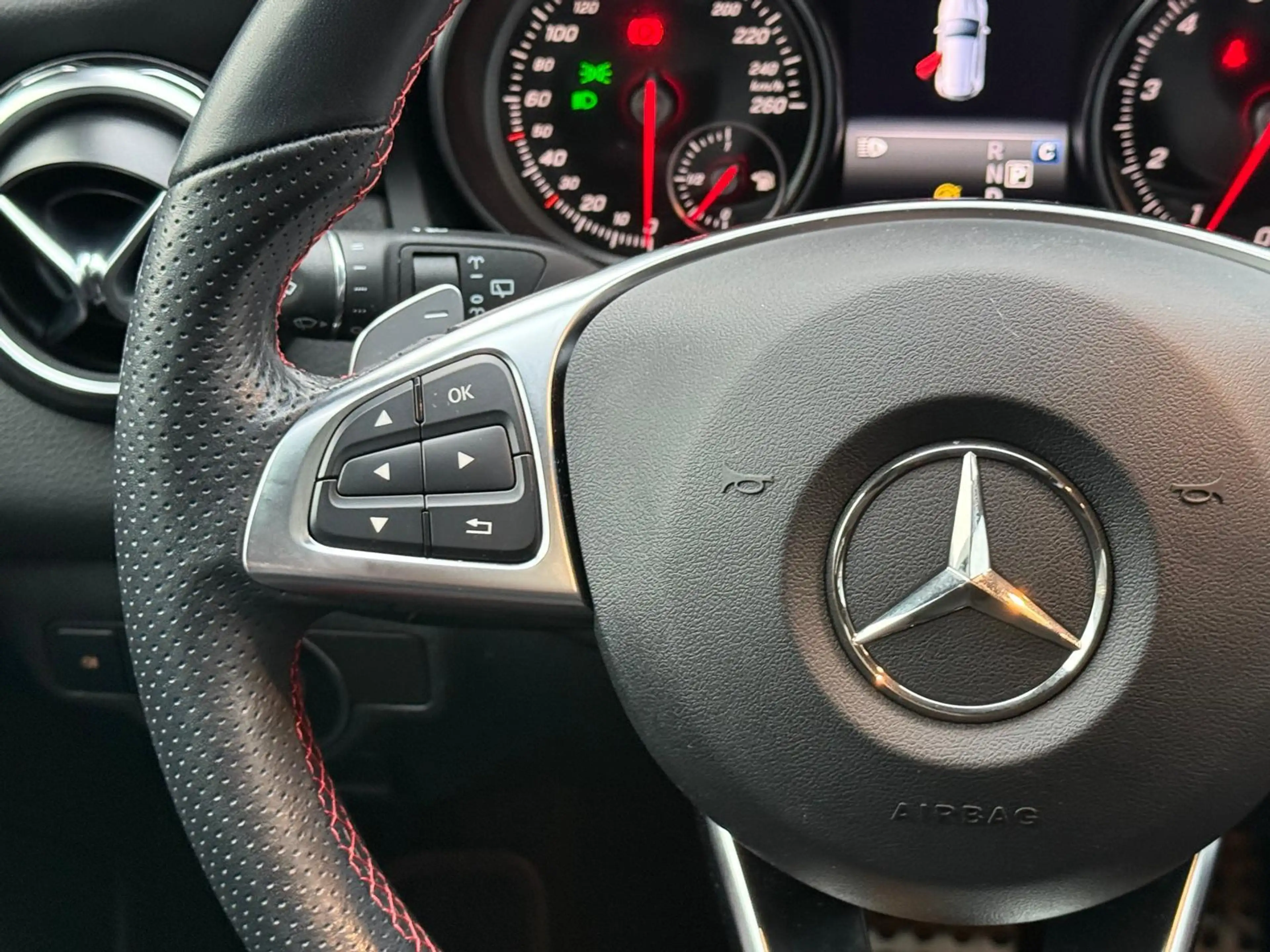 Mercedes-Benz GLA 250 Premium Plus | 1E EIGENAAR | 3/6/12MND GARANTIE | — photo 24