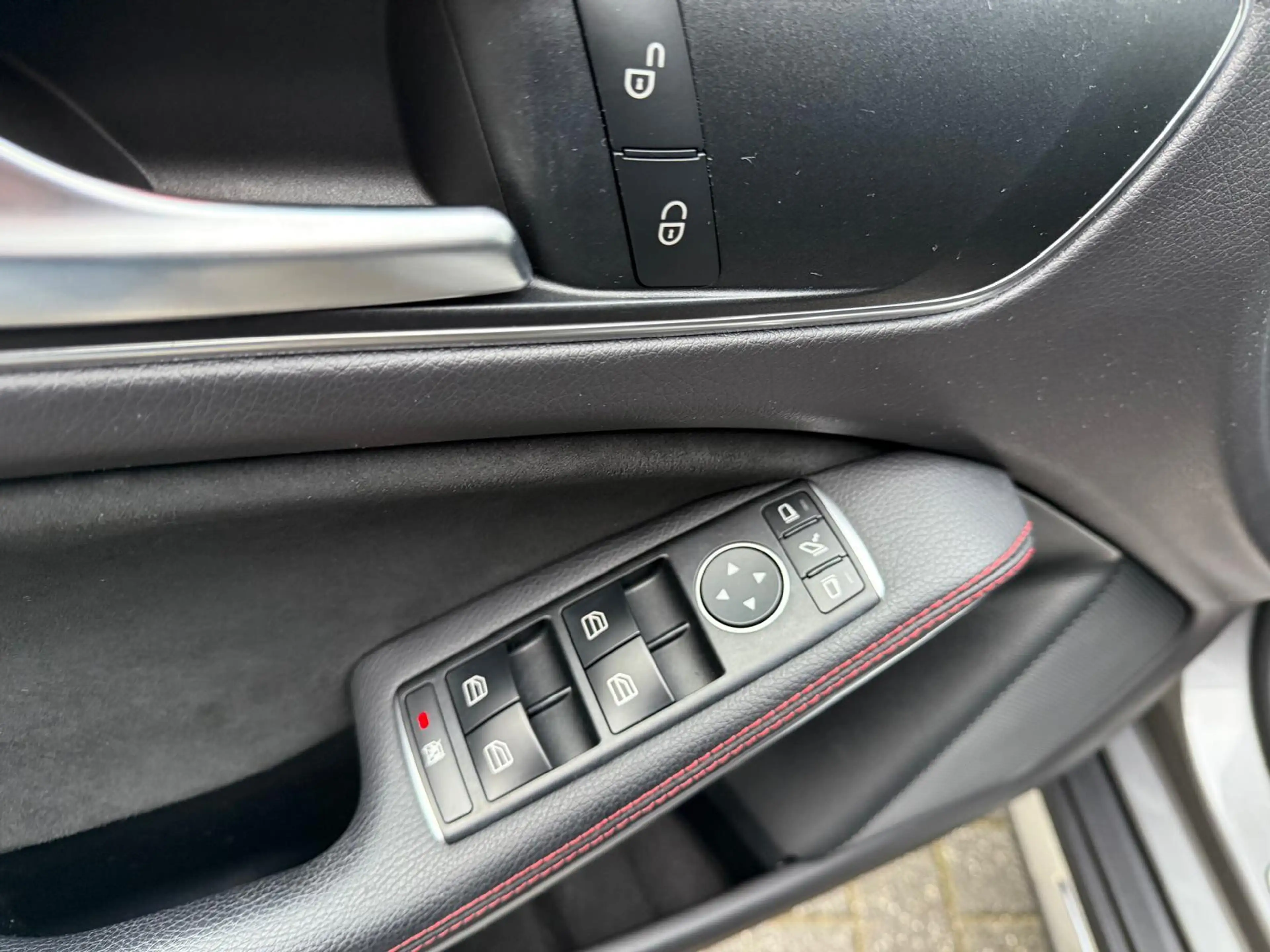 Mercedes-Benz GLA 250 Premium Plus | 1E EIGENAAR | 3/6/12MND GARANTIE | — photo 32