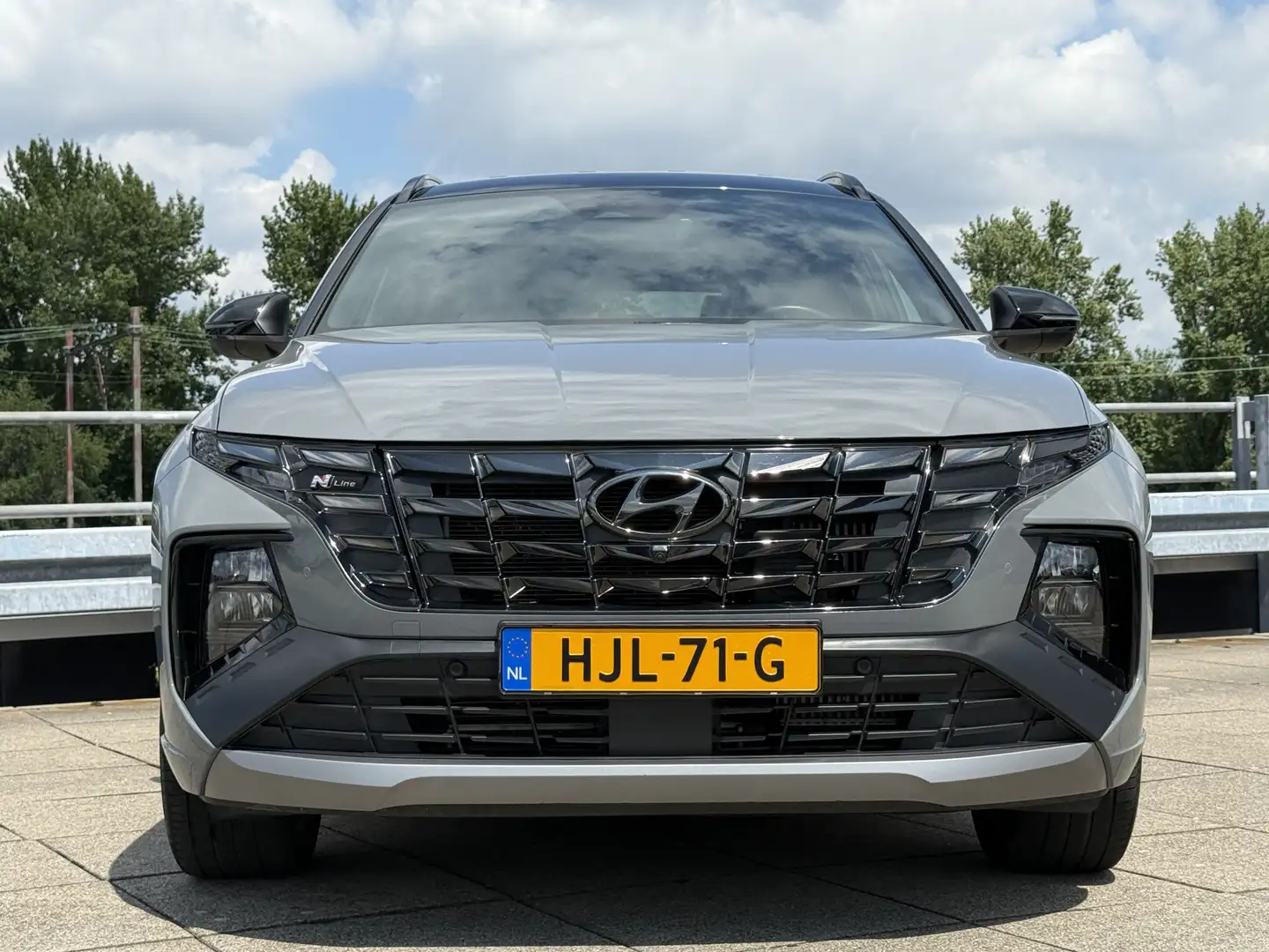 Hyundai TUCSON 1.6 T-GDI HEV Premium | 360 Camera | N-Line | Stoe Grijs - 2