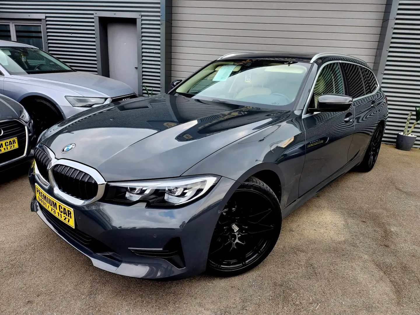 BMW 318 Touring 318d TOIT PANORAMIQUE CUIR XENON LED Grijs - 2
