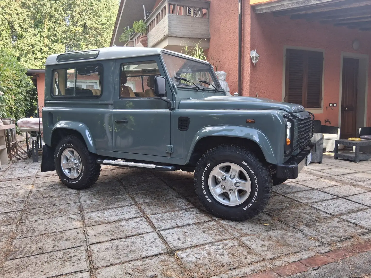 Land Rover Defender Defender VI 2007 90 90 2.4 td E SW Verde - 1