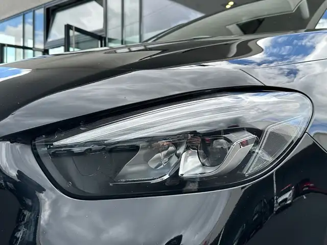 Mercedes-Benz B-Class view 10