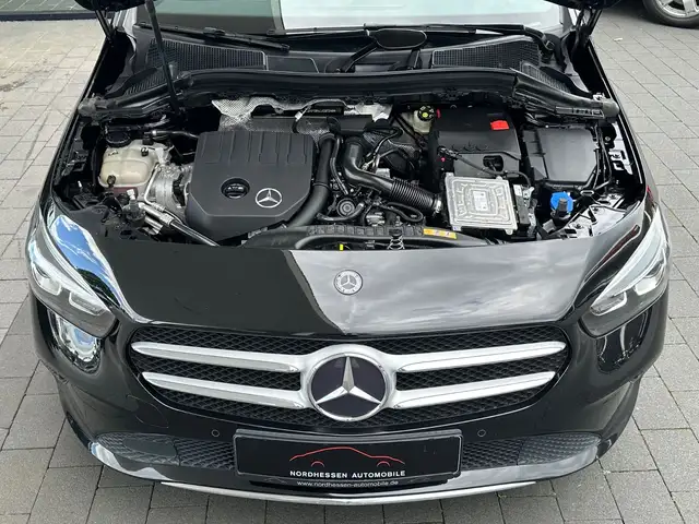 Mercedes-Benz B-Class view 6