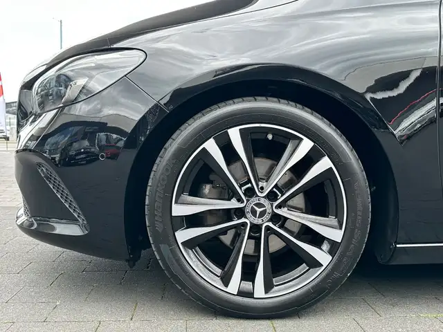 Mercedes-Benz B-Class view 9