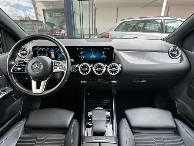 Mercedes-Benz B-Class view 14