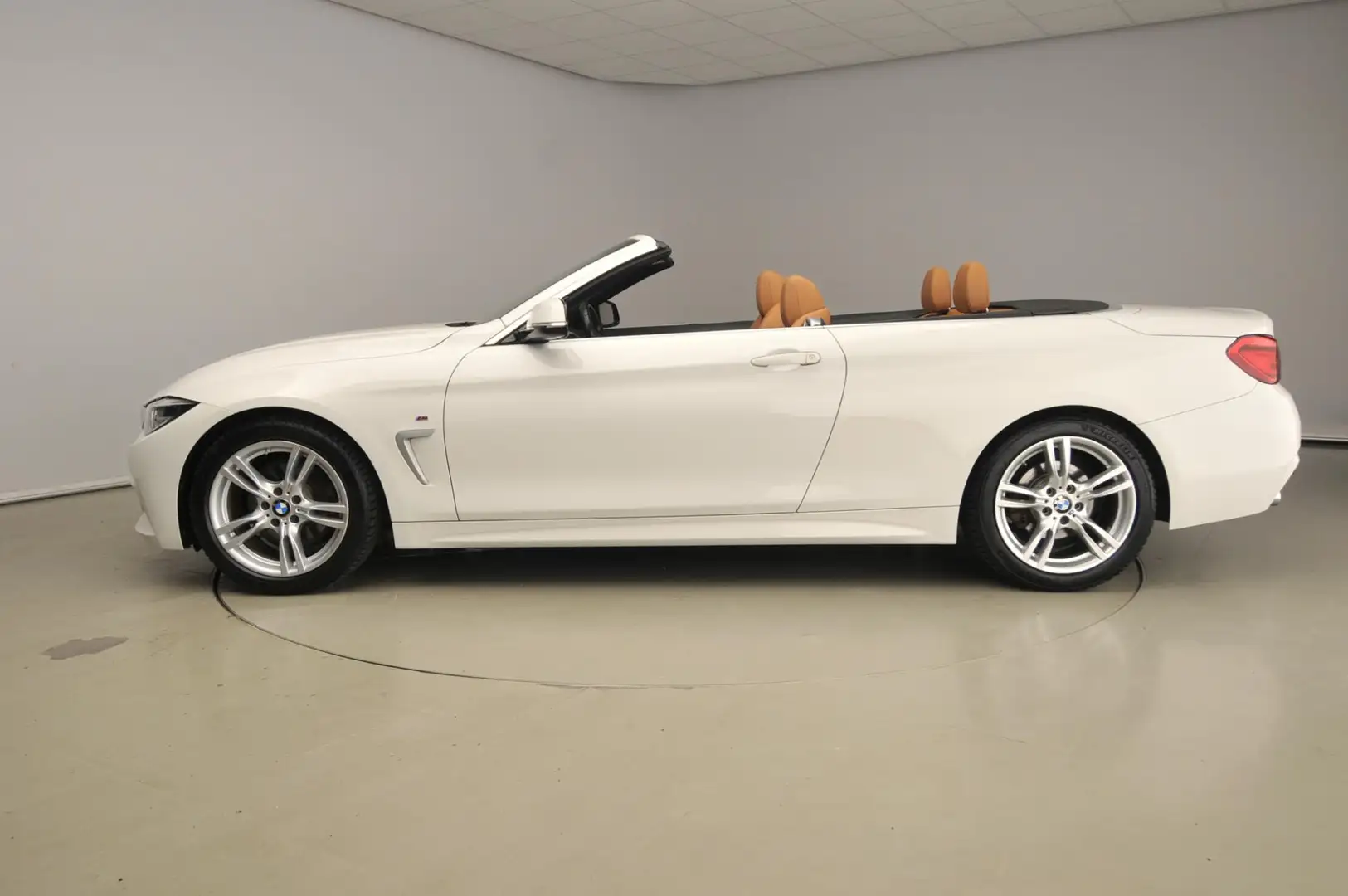 BMW 430 4 Serie Cabrio 430i M-Sportpakket / Trekhaak / Led Wit - 2