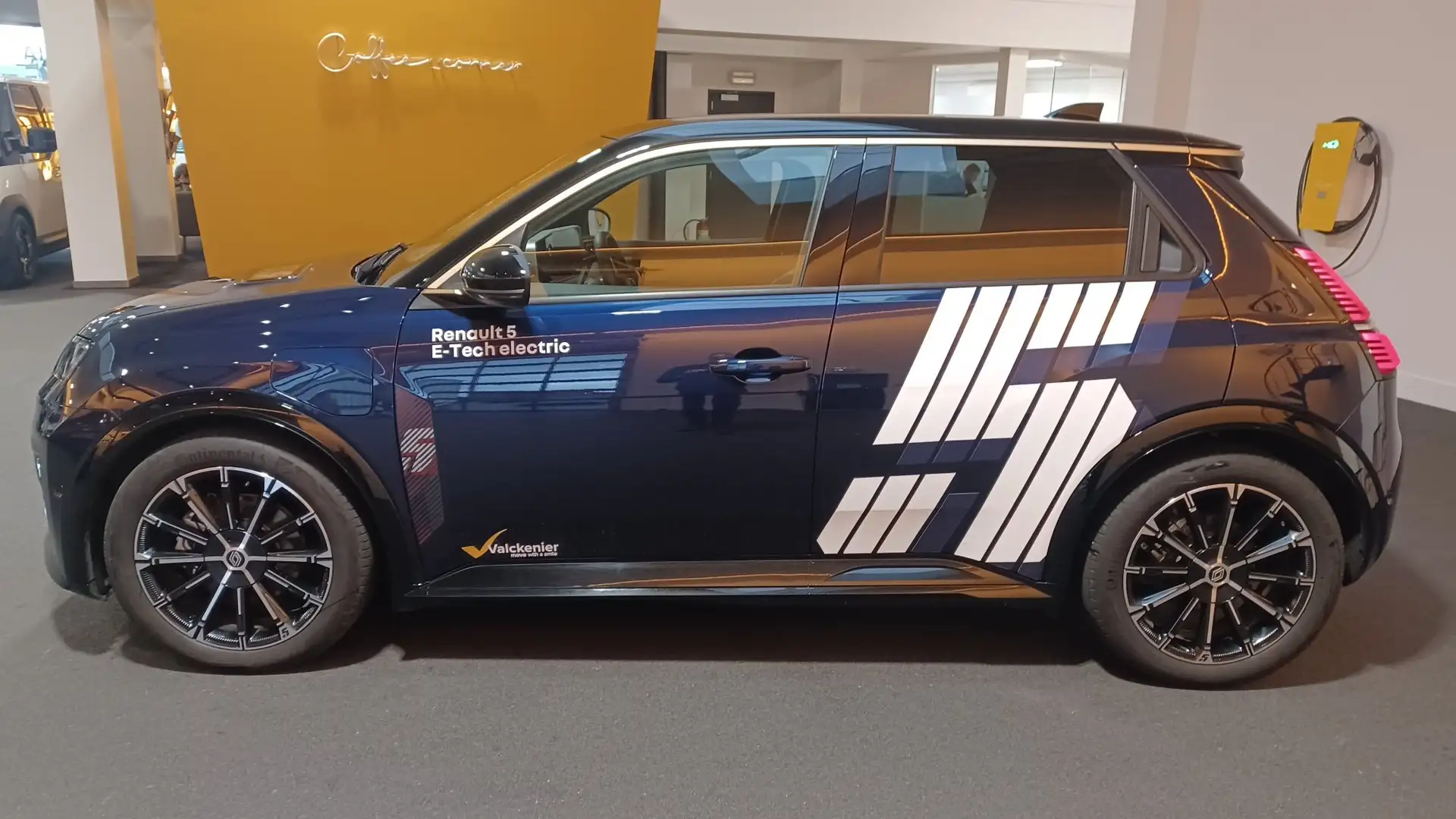 Renault R 5 R 5 E-Tech Iconic Five 150 Comfort Range Blauw - 2