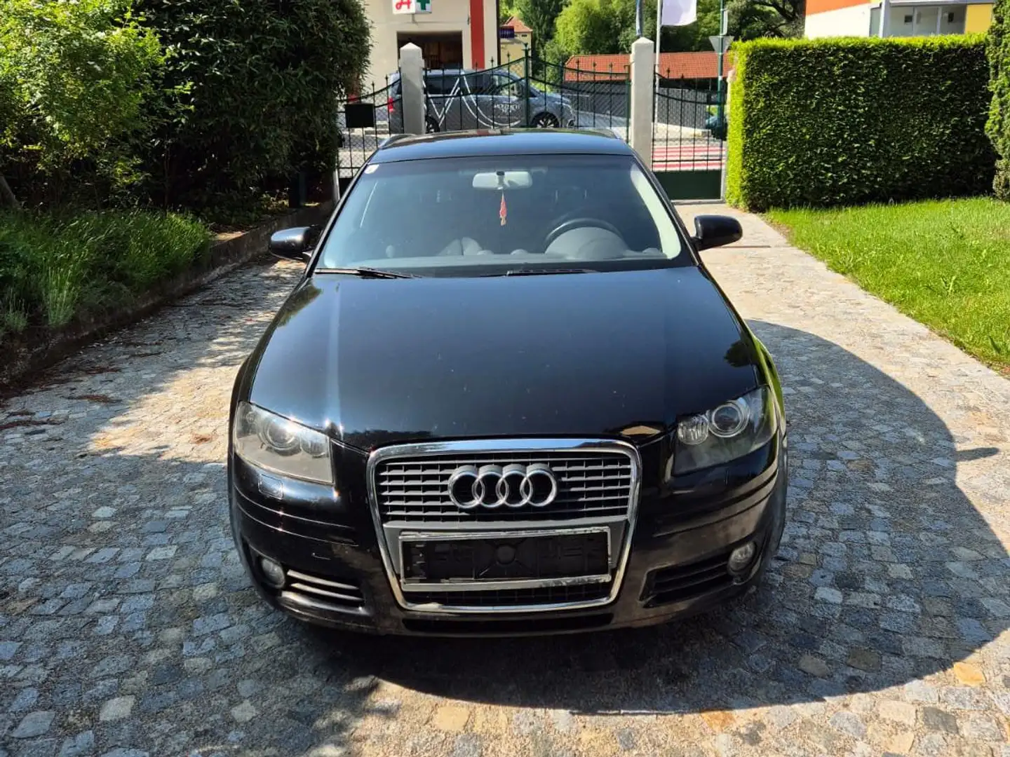 Audi A3 Schwarz - 2