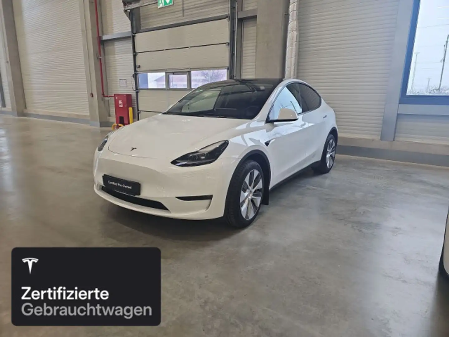 Tesla Model Y Long Range AWD Blanc - 1