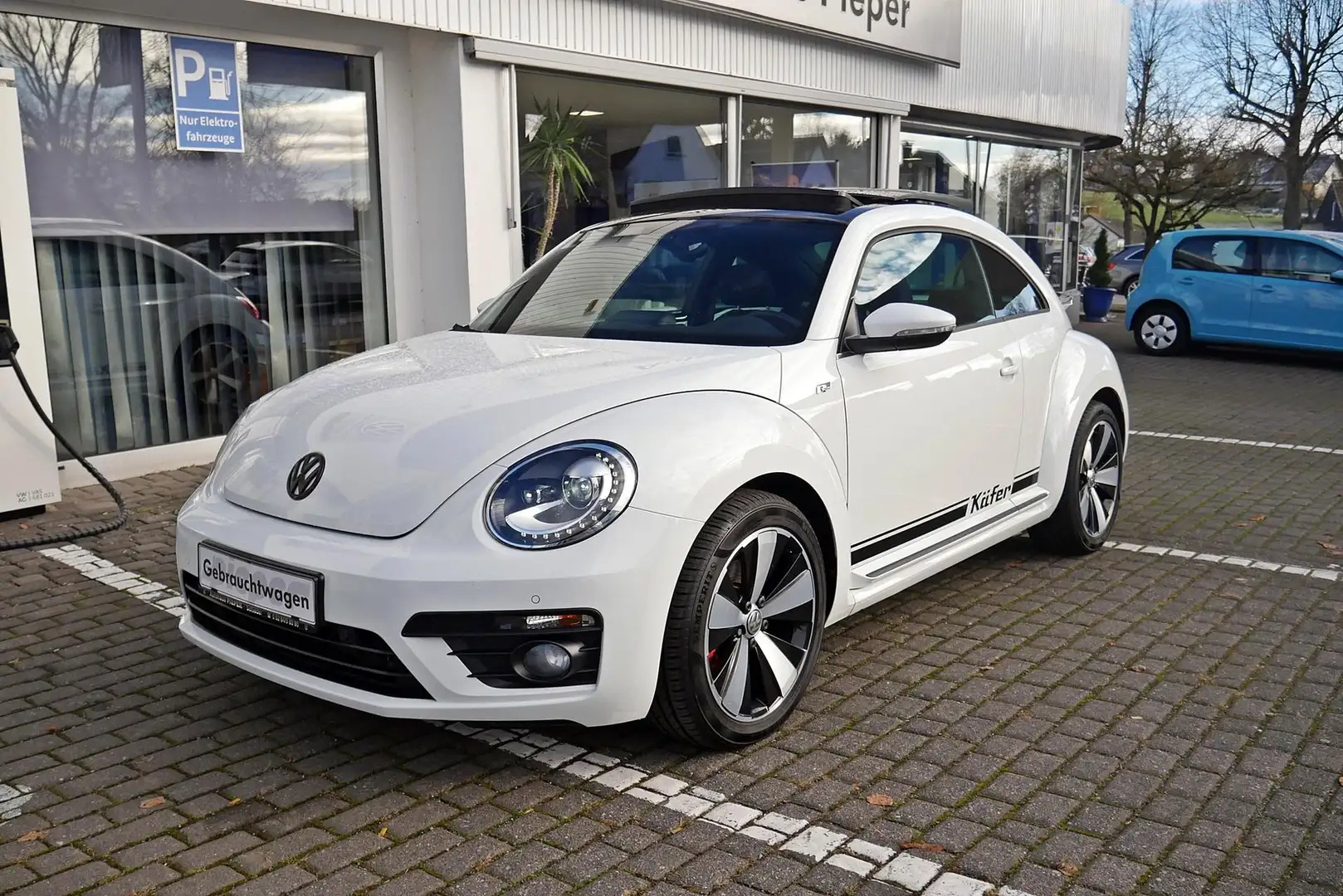 Volkswagen New Beetle R-Line 2.0 TSI Pano Soundsystem Navi Bi-Xenon 1... Білий - 2