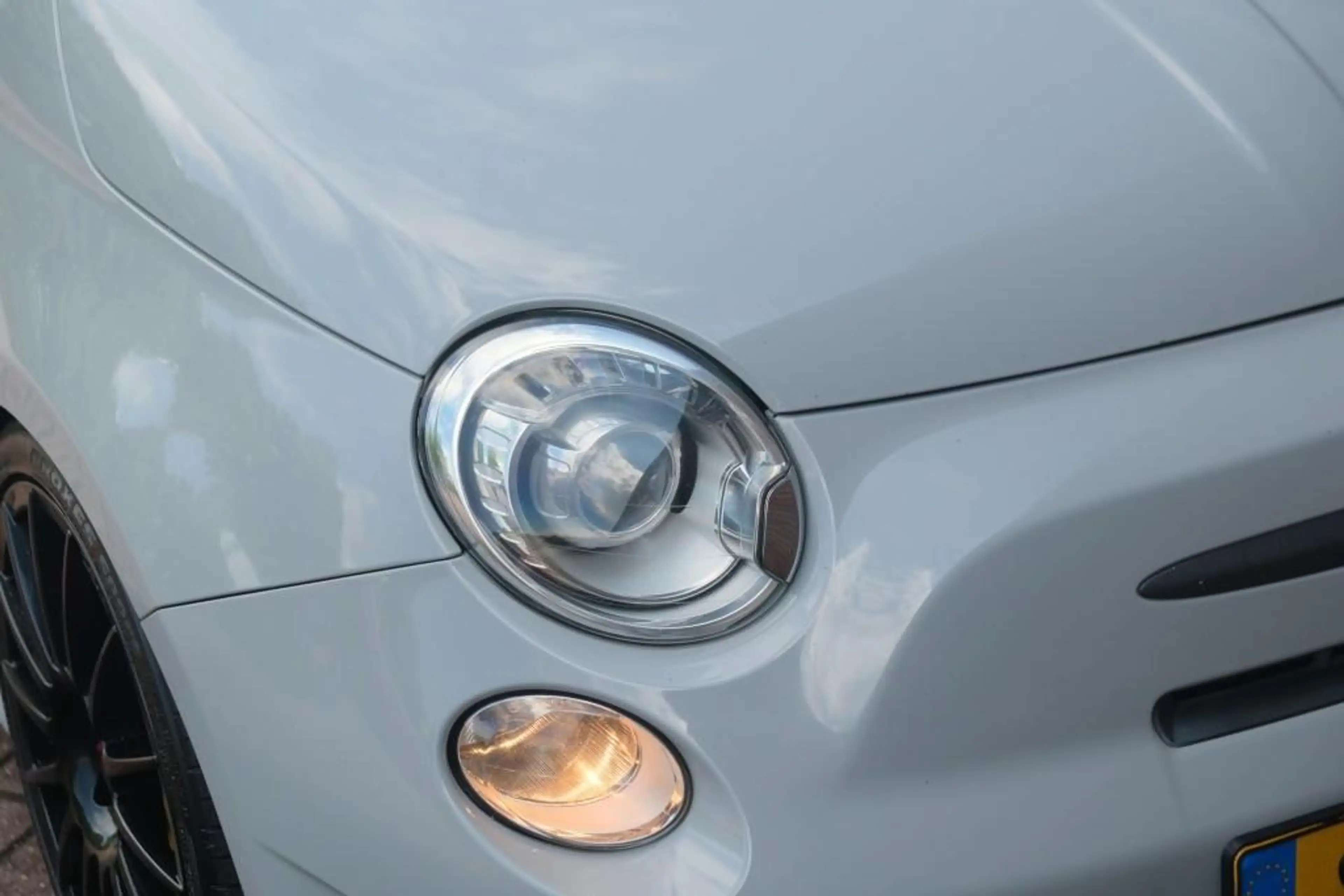 Fiat 500 Abarth 1.4 T-Jet 160pk 595 Competizione — photo 3