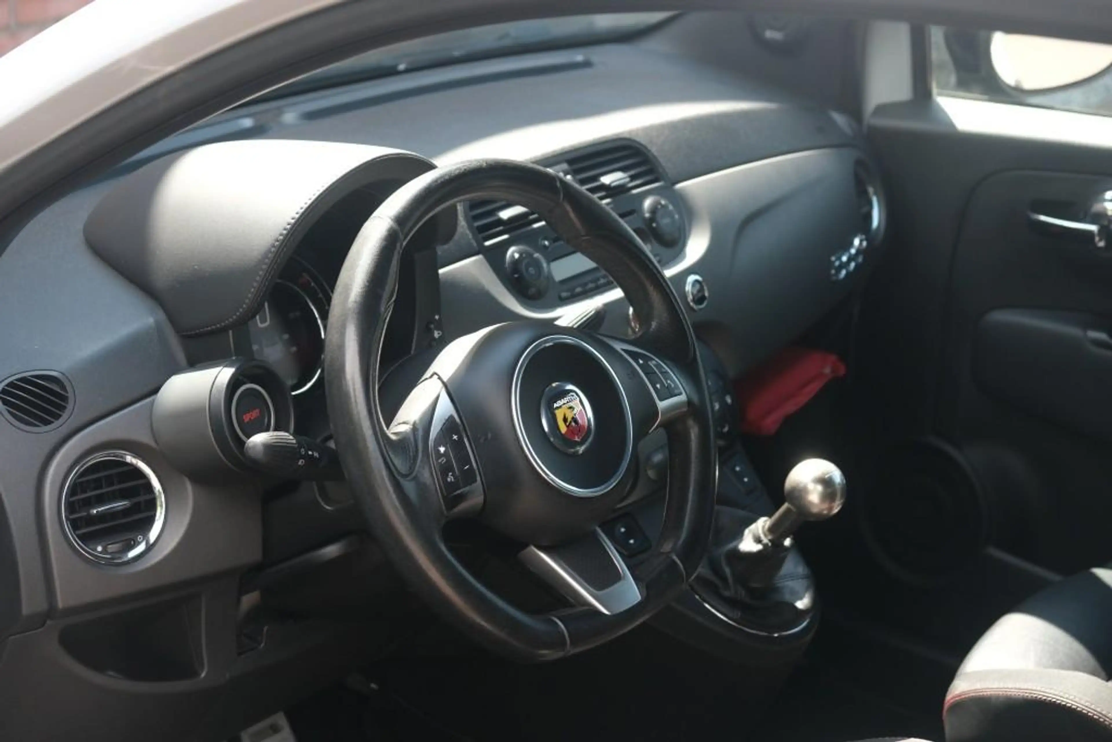Fiat 500 Abarth 1.4 T-Jet 160pk 595 Competizione — photo 9