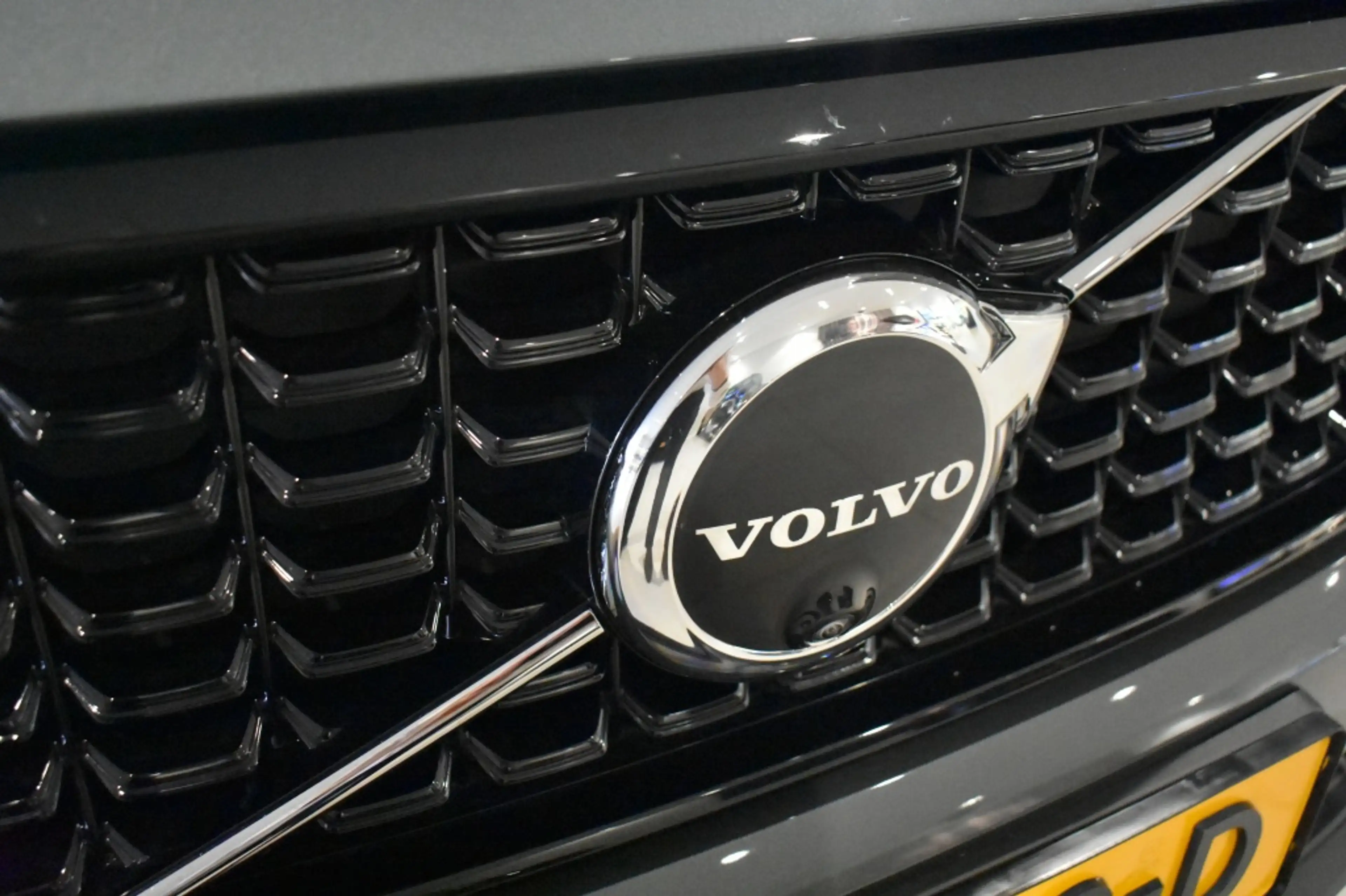Volvo XC40 B4 197pk Plus Dark | Lounge | Lighting | Trekhaak — photo 35