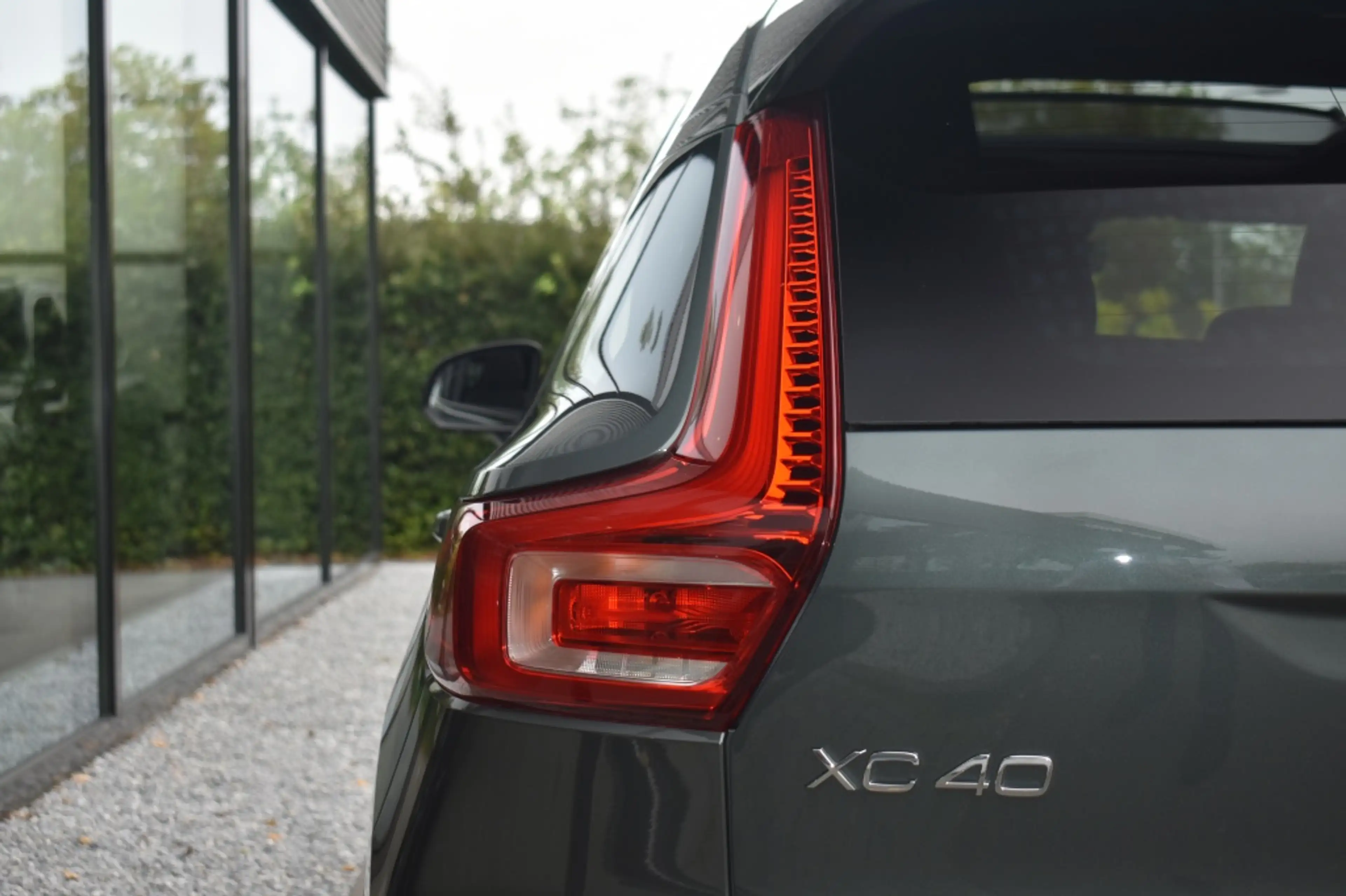Volvo XC40 B4 197pk Plus Dark | Lounge | Lighting | Trekhaak — photo 12