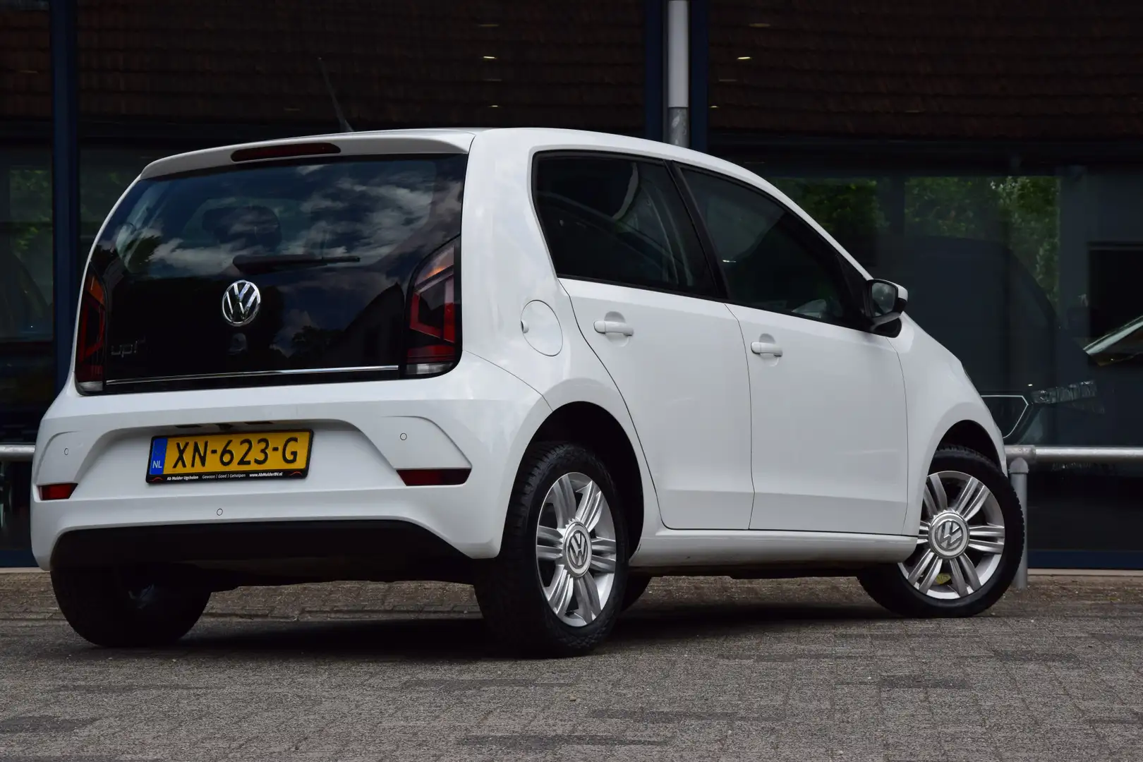 Volkswagen up! 1.0 75PK BMT high up! Automaat | Org. NL | BOVAG G Wit - 2