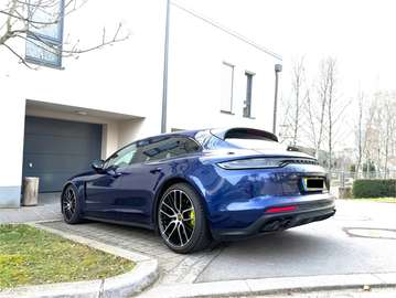 4 E-Hybrid Sport Turismo Platinum Edition