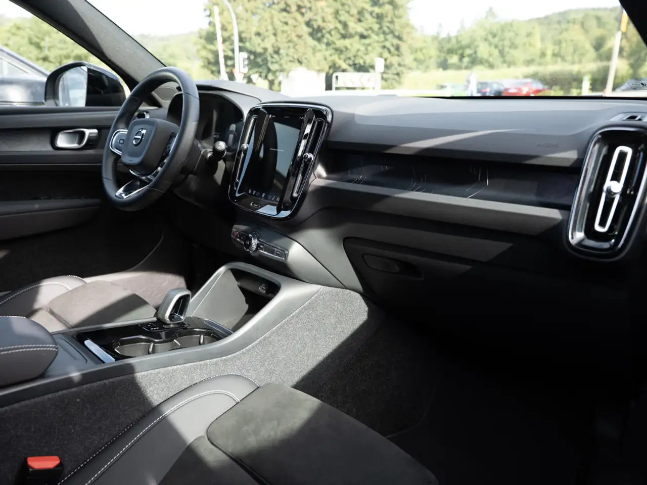Volvo XC40 Recharge Plus SHZ KEYLESS KAMERA STANDHZ, миниатюра 28