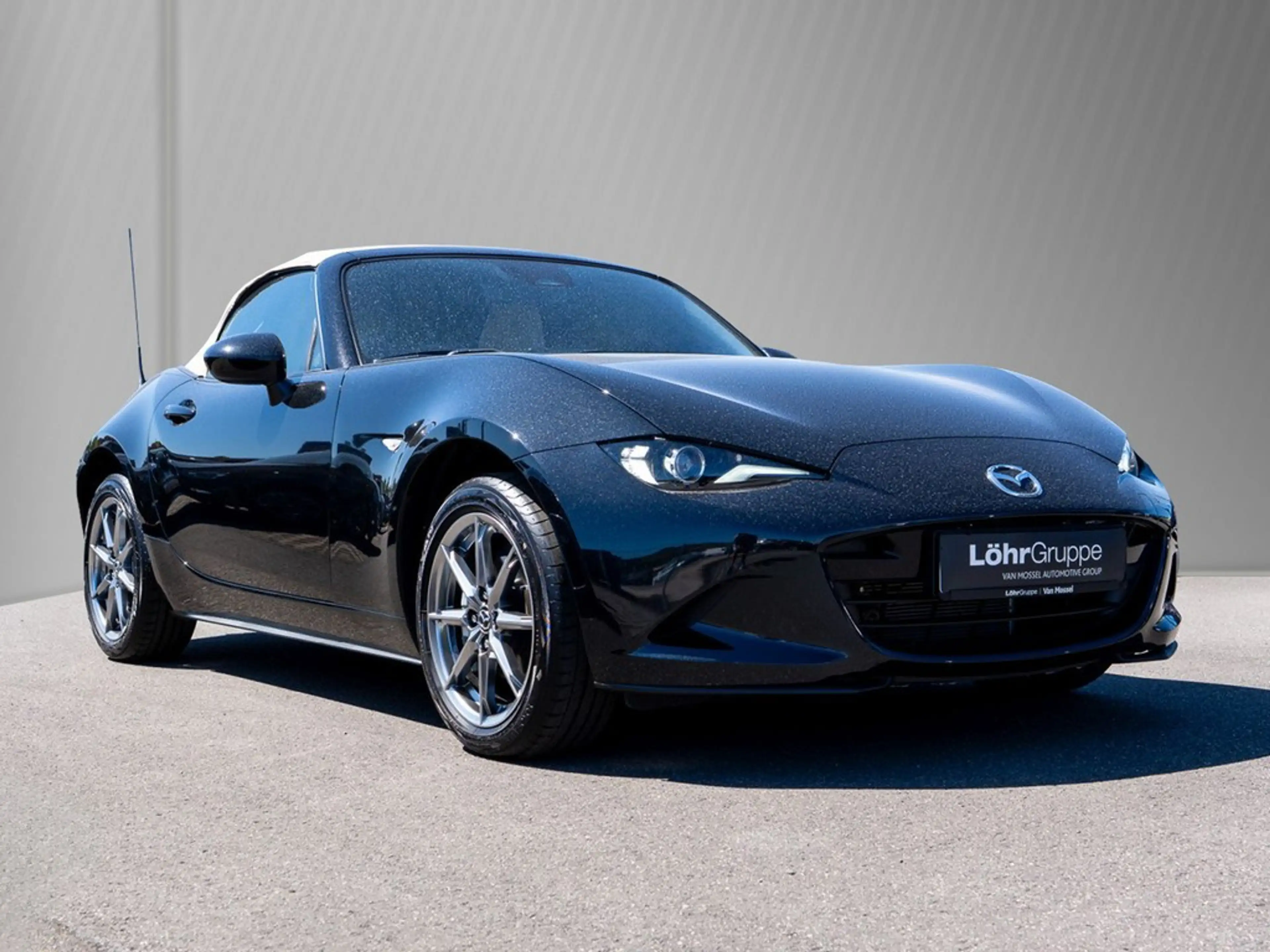 Mazda MX-5 Kazari LED, Navi, Kamera — photo 4