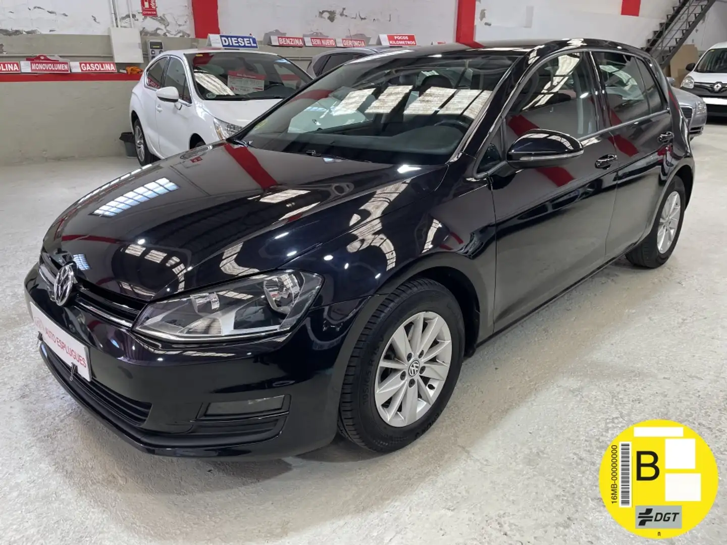 Volkswagen Golf 1.6TDI CR Advance BMT DSG 105 Noir - 1