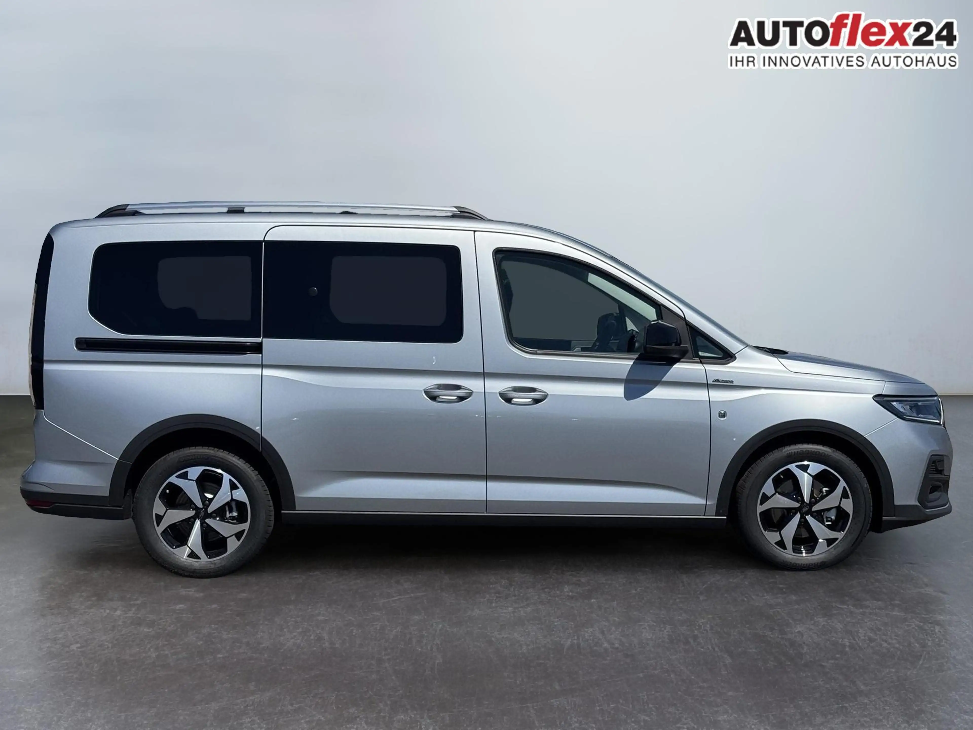 Ford Grand Tourneo Active 2,0 7 Sitzer 2Zoklima Anhängerkupplung P... — photo 8