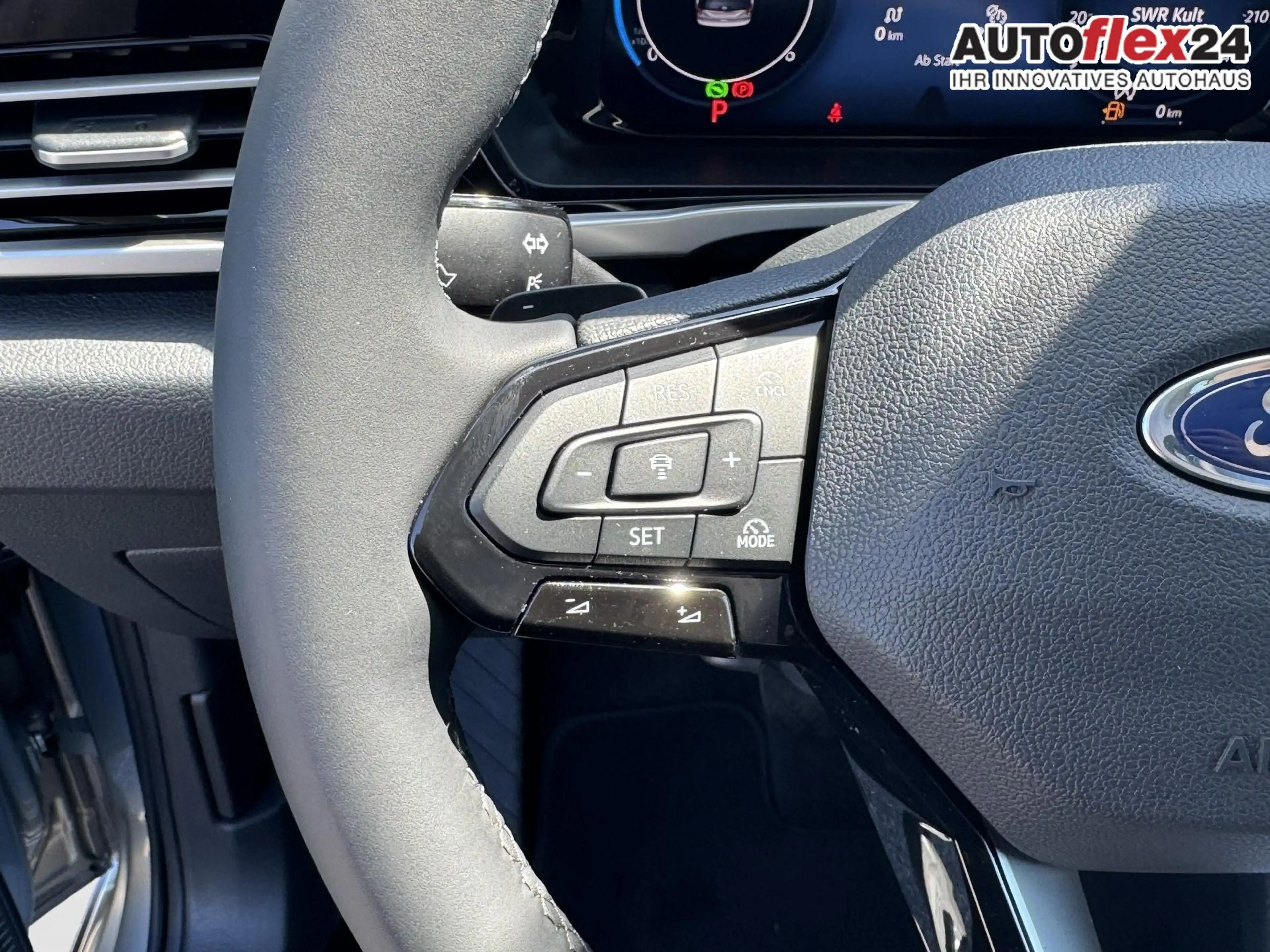 Ford Grand Tourneo Active 2,0 7 Sitzer 2Zoklima Anhängerkupplung P... — photo 14