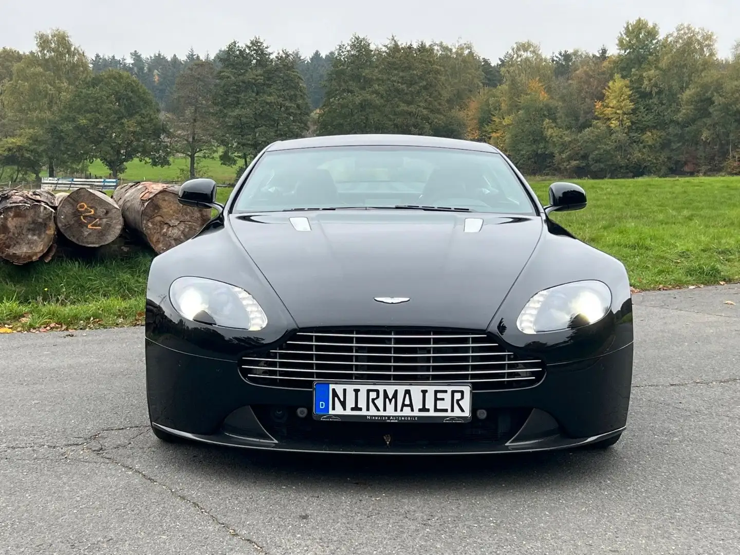 Aston Martin V8 S, Carbon, B&O, SHZ, TOP Negro - 2