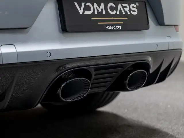 Porsche Cayenne view 13