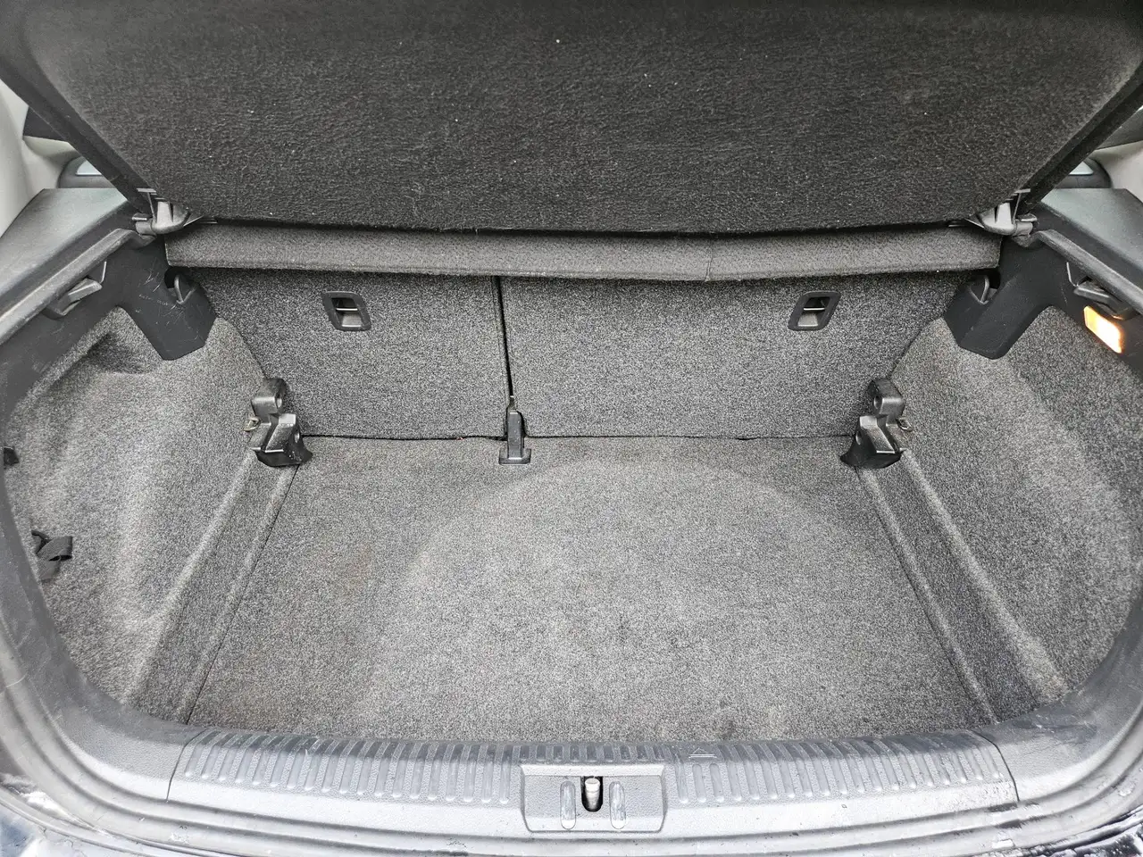 Volkswagen Polo Citadine 5 portes — photo 8