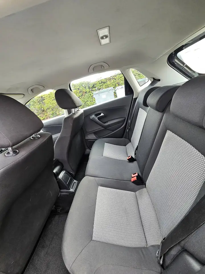 Volkswagen Polo Citadine 5 portes — photo 6