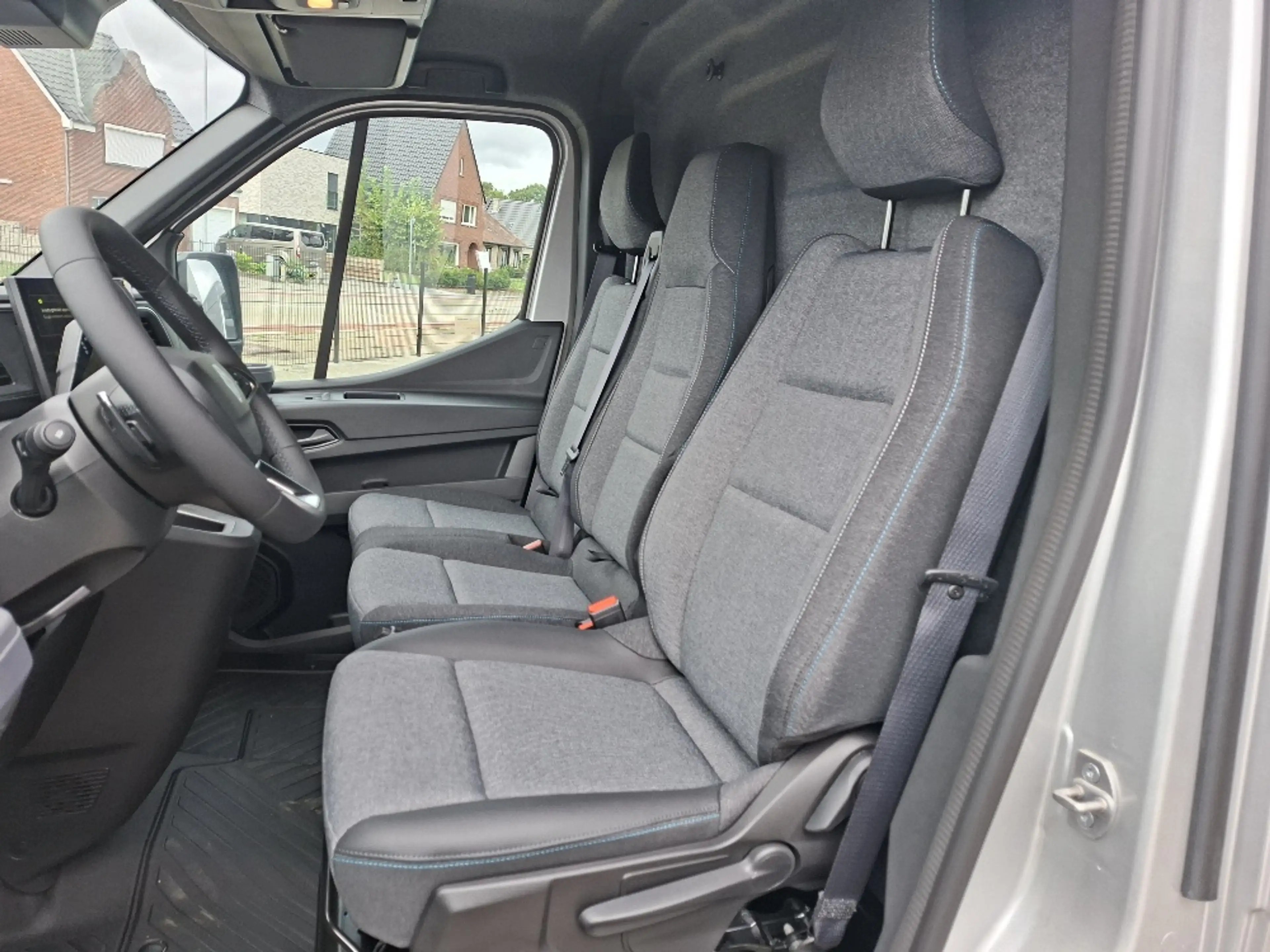 Renault Master L2H2 NIEUW 0KM AUT en MAN 170pk STOCK — photo 12