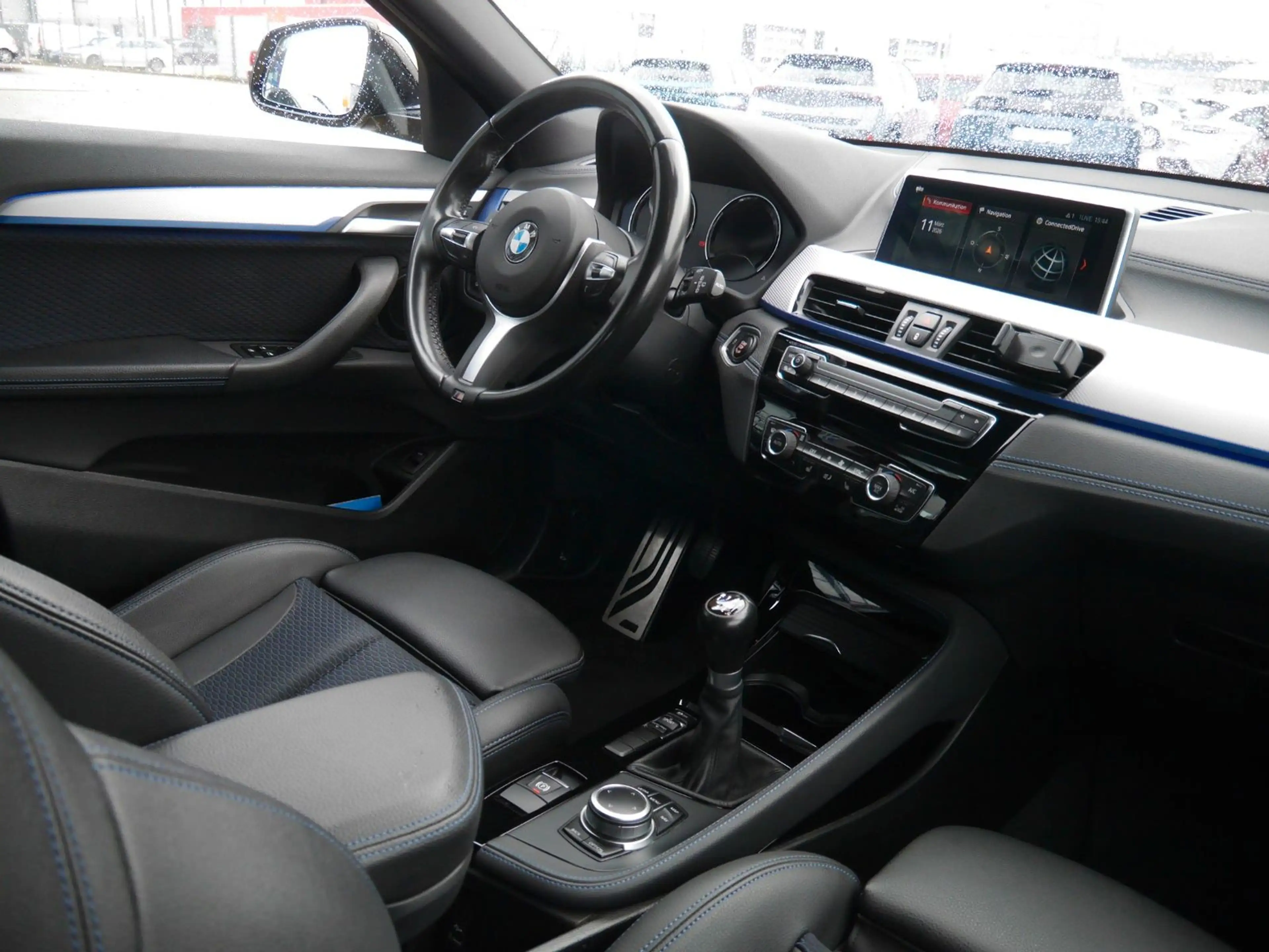 BMW X2 sDrive 18 d M-Paket  Navi/LED/SHZ/Kamera — photo 10