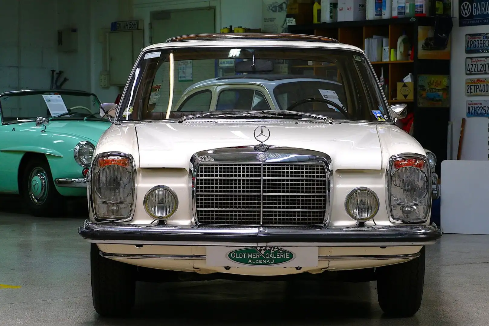 Mercedes-Benz 200 /8 Blanc - 2