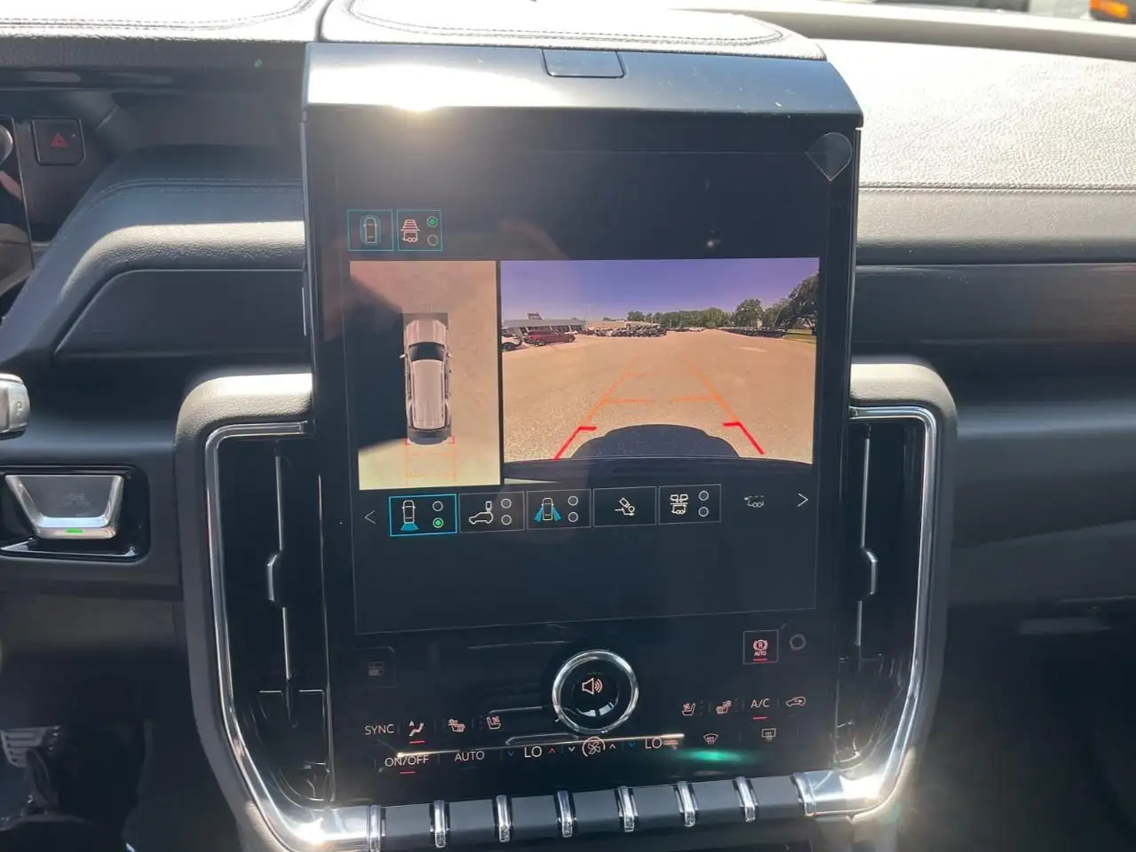 GMC Yukon снимка GMC Yukon