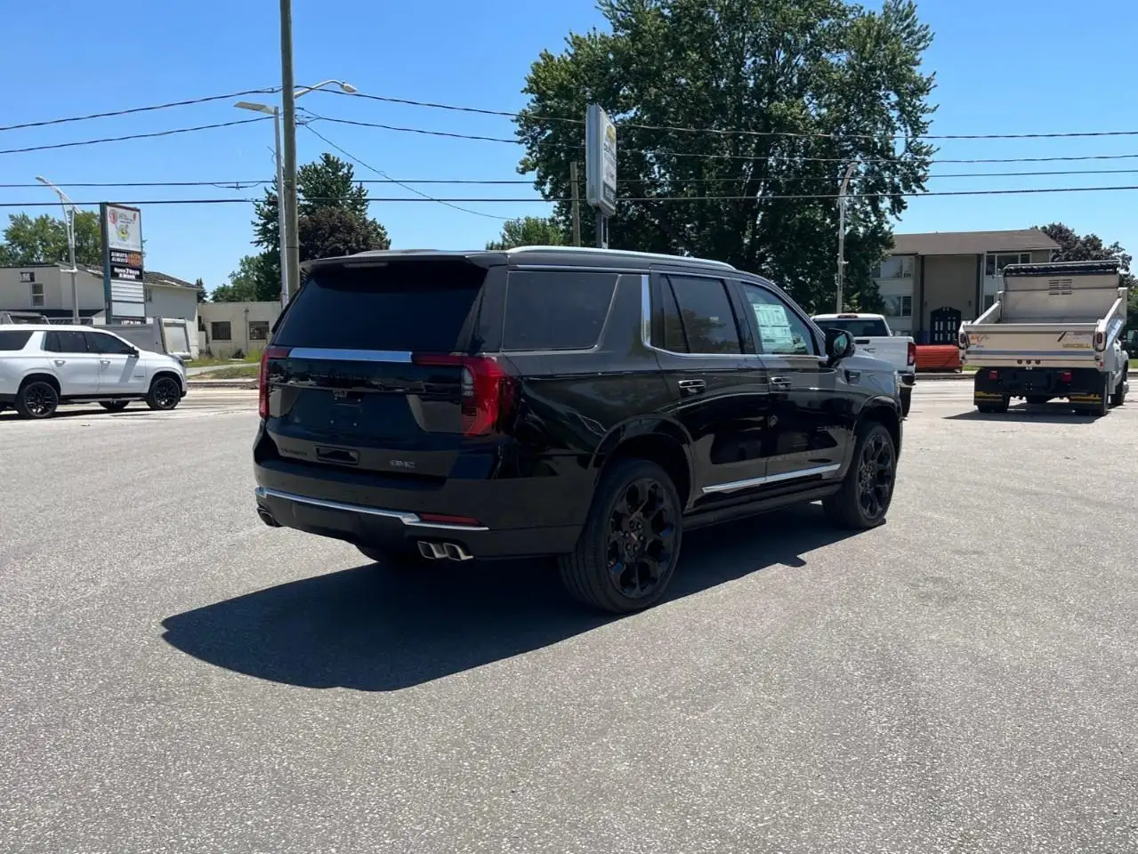 GMC Yukon снимка GMC Yukon