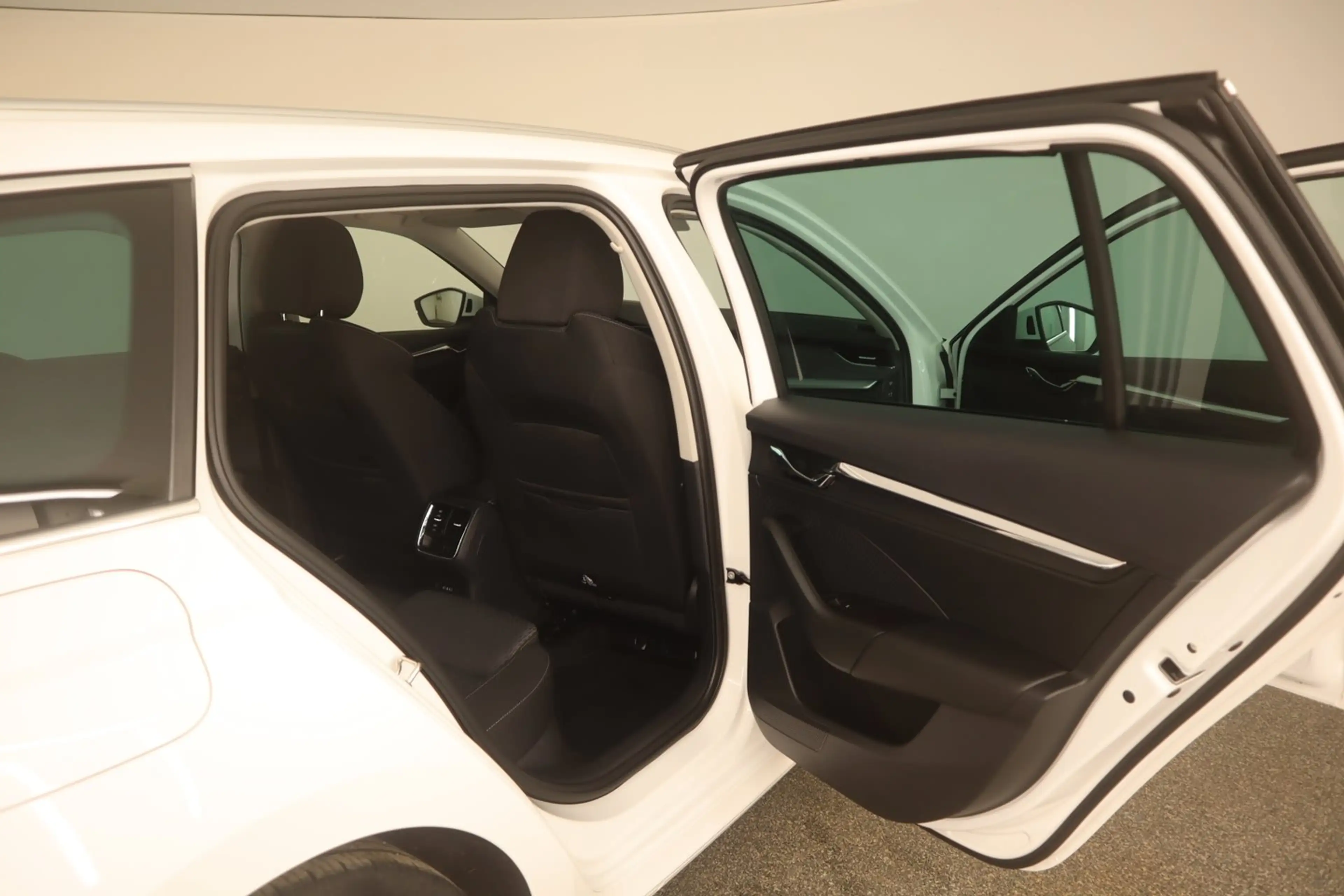 Skoda Octavia Style TDI DSG — photo 11