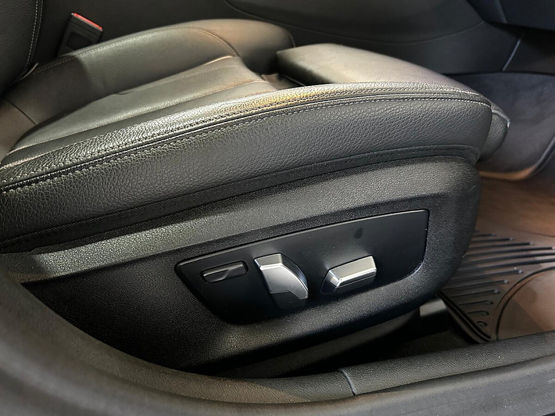 BMW 518 d Aut.//M-Paket//SCHIEBEDACH//HEAD-UP//MEMORY//... — photo 15